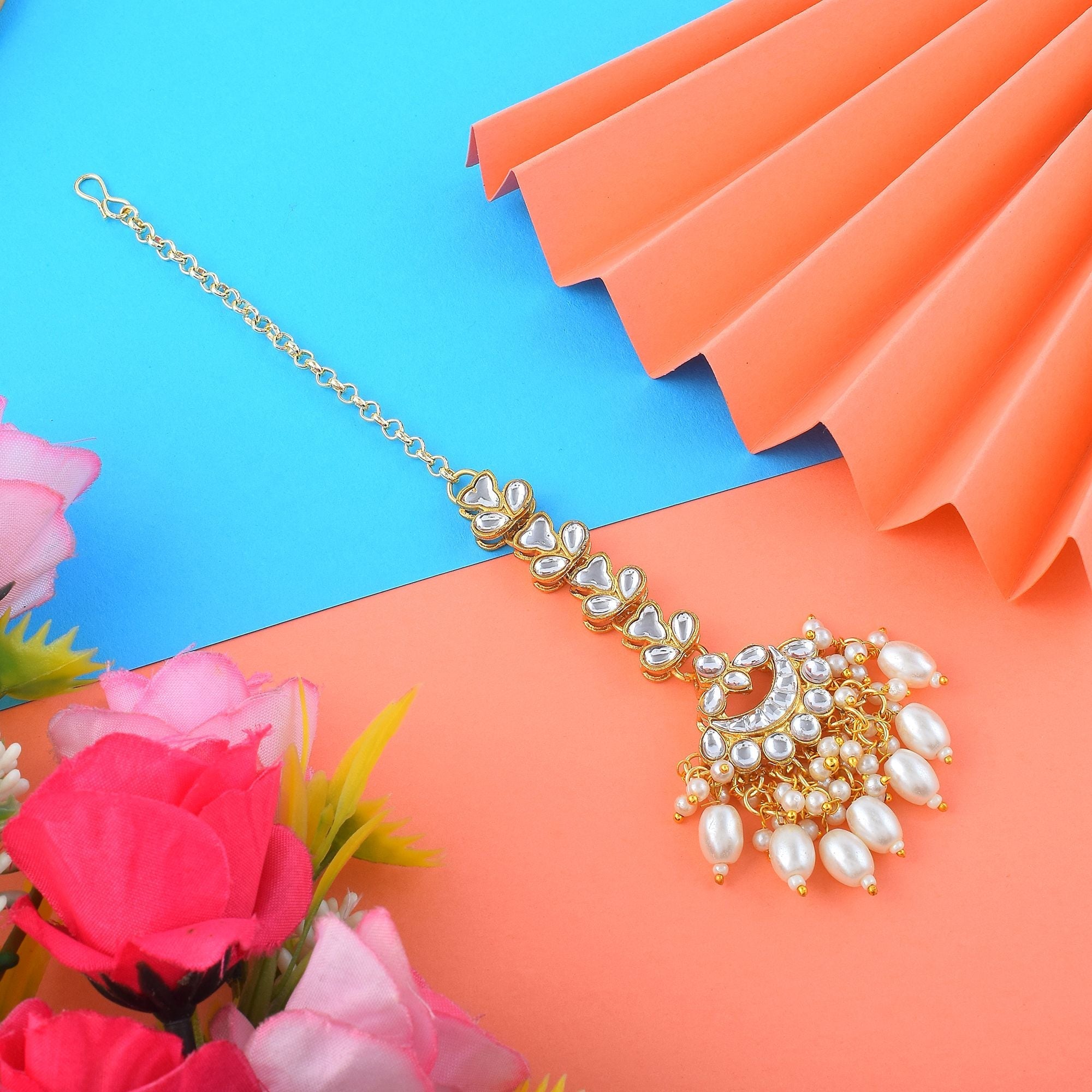 Stunning White Color Kundan Maang Tikka Designed with Authentic Indian Bridal Jewelry Craft