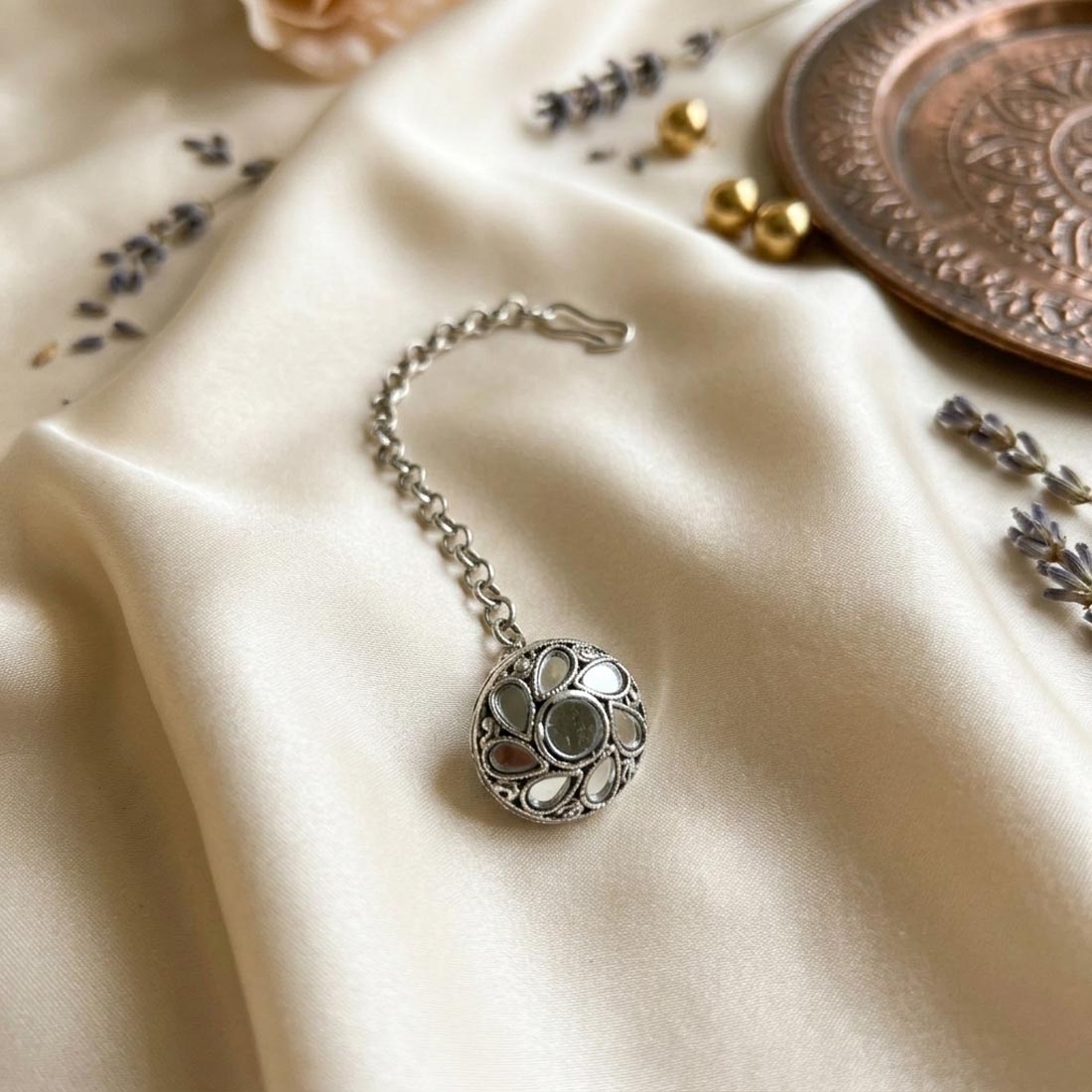 Silver Ethnic Kundan Maang Tikka