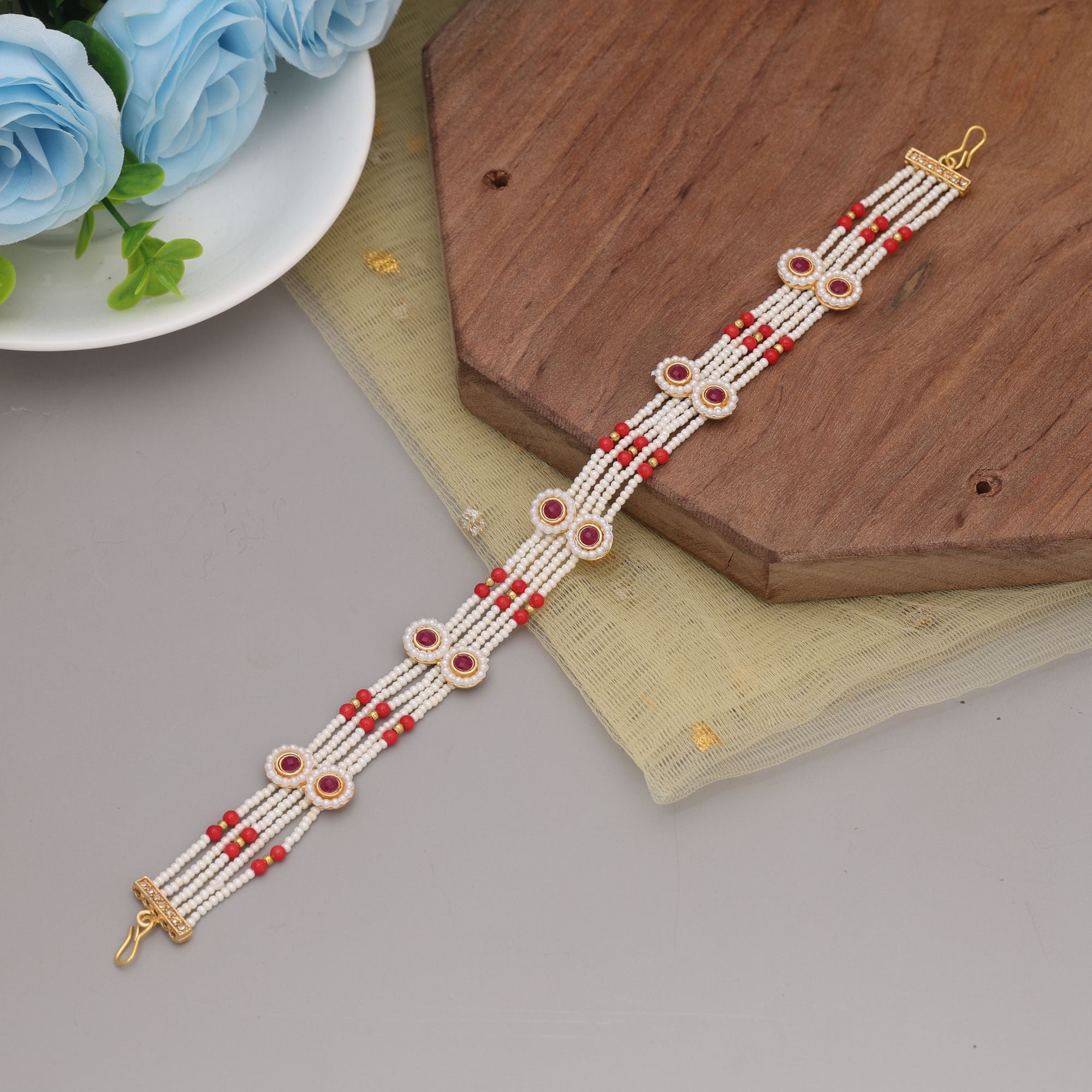 Red & White Kundan Matha Patti