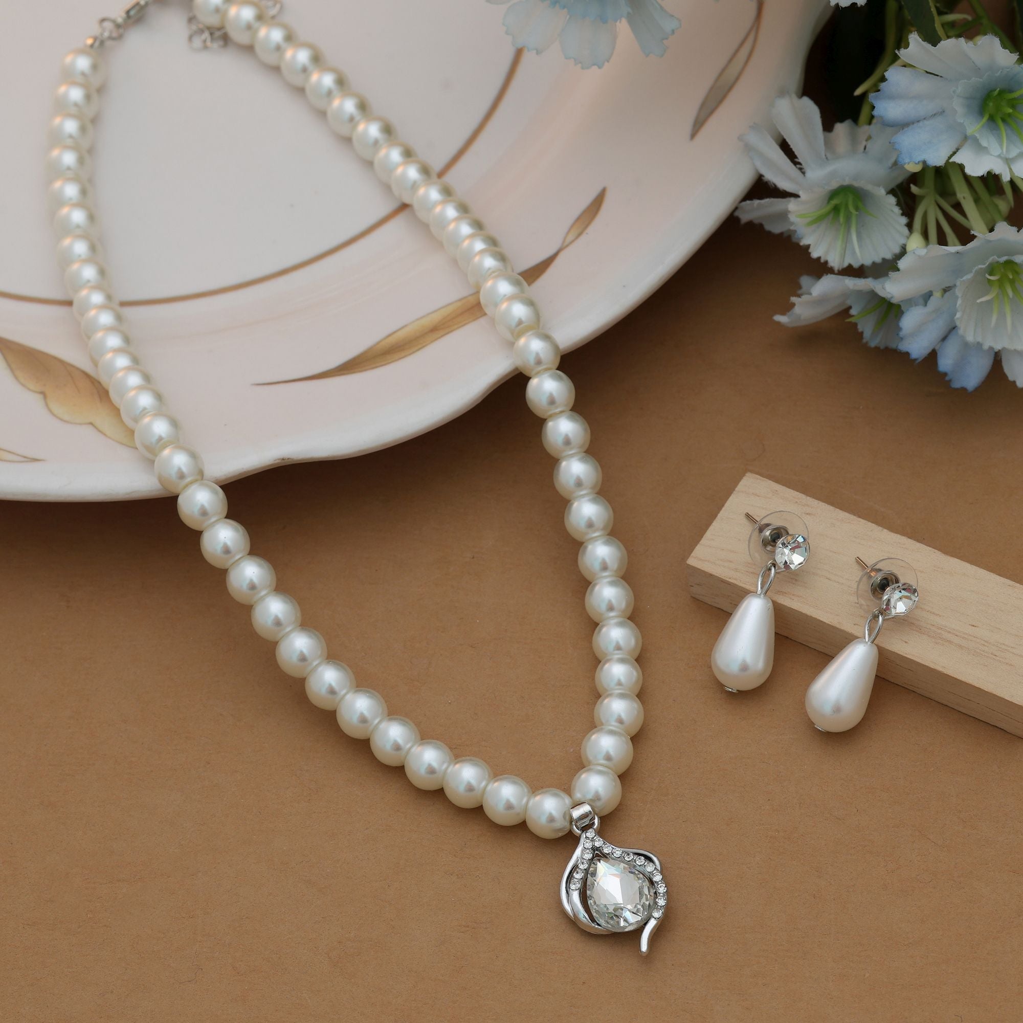 White Color Stone Necklace Set Bridal Style