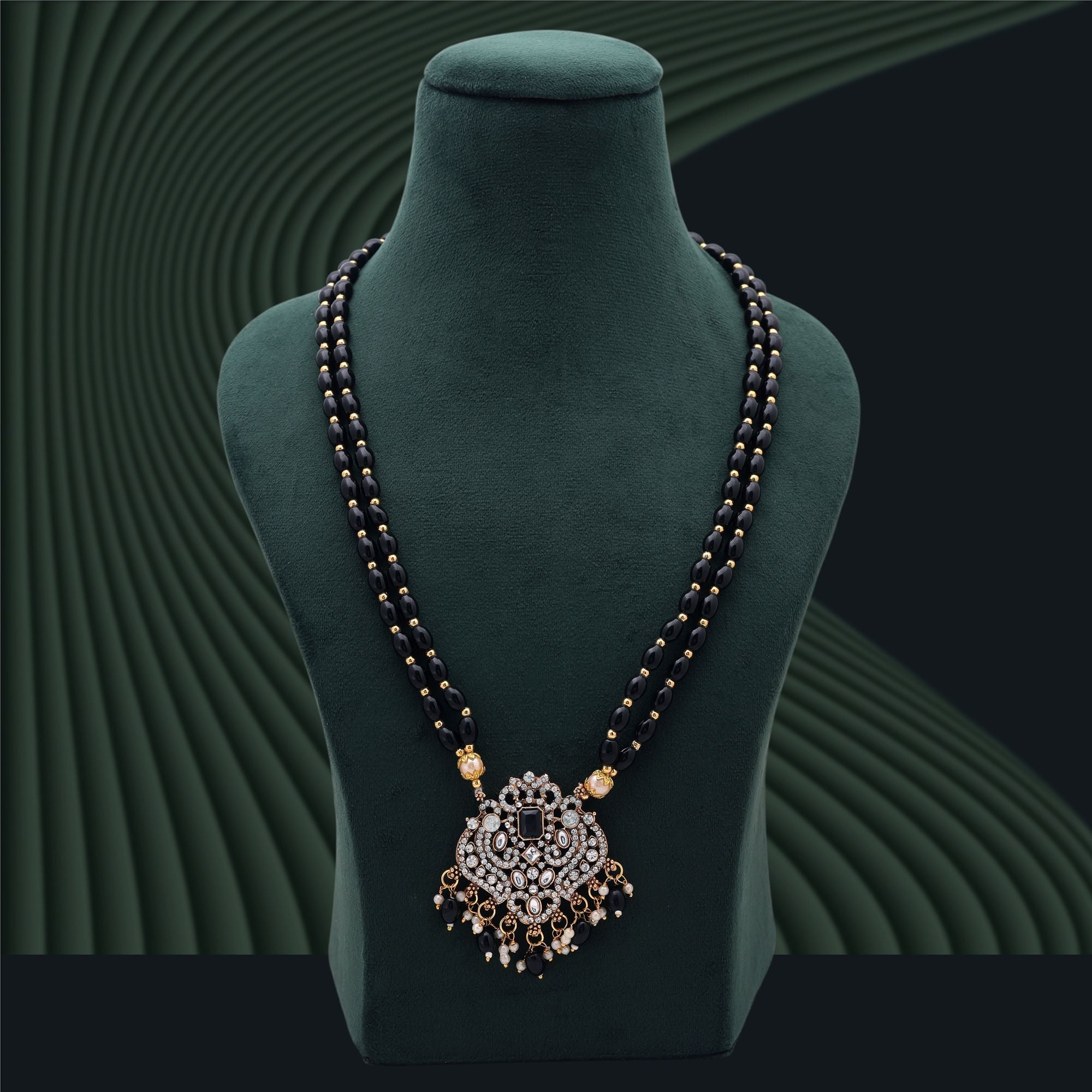 Black Color Stone Necklace