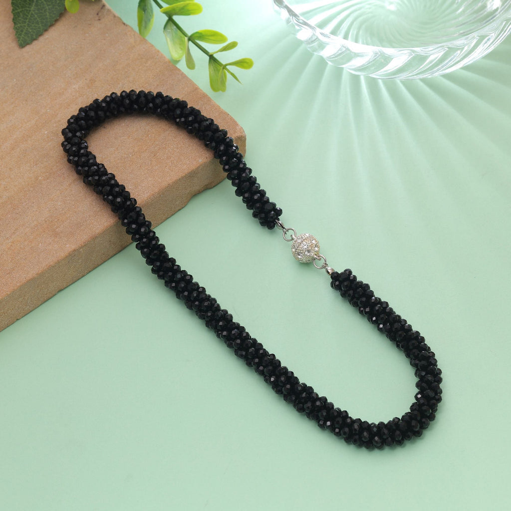 Black Color Magnetic Beaded Necklace with Everyday Style