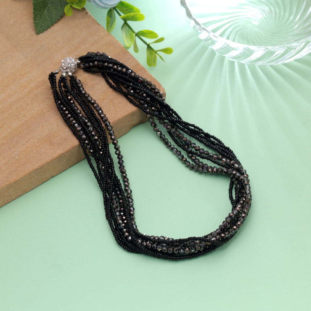 Black Color Magnetic Beaded Necklace with Trendy Style