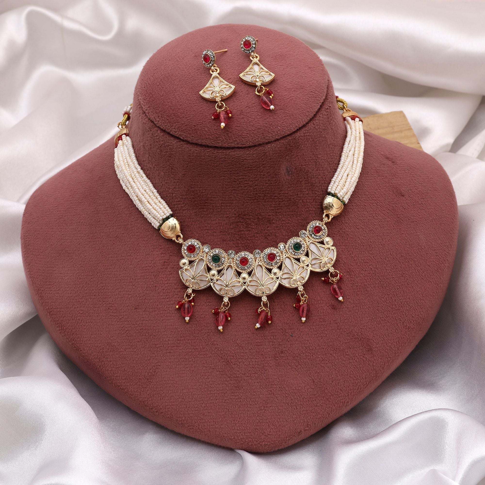 Multi Color Matte Gold Necklace Set