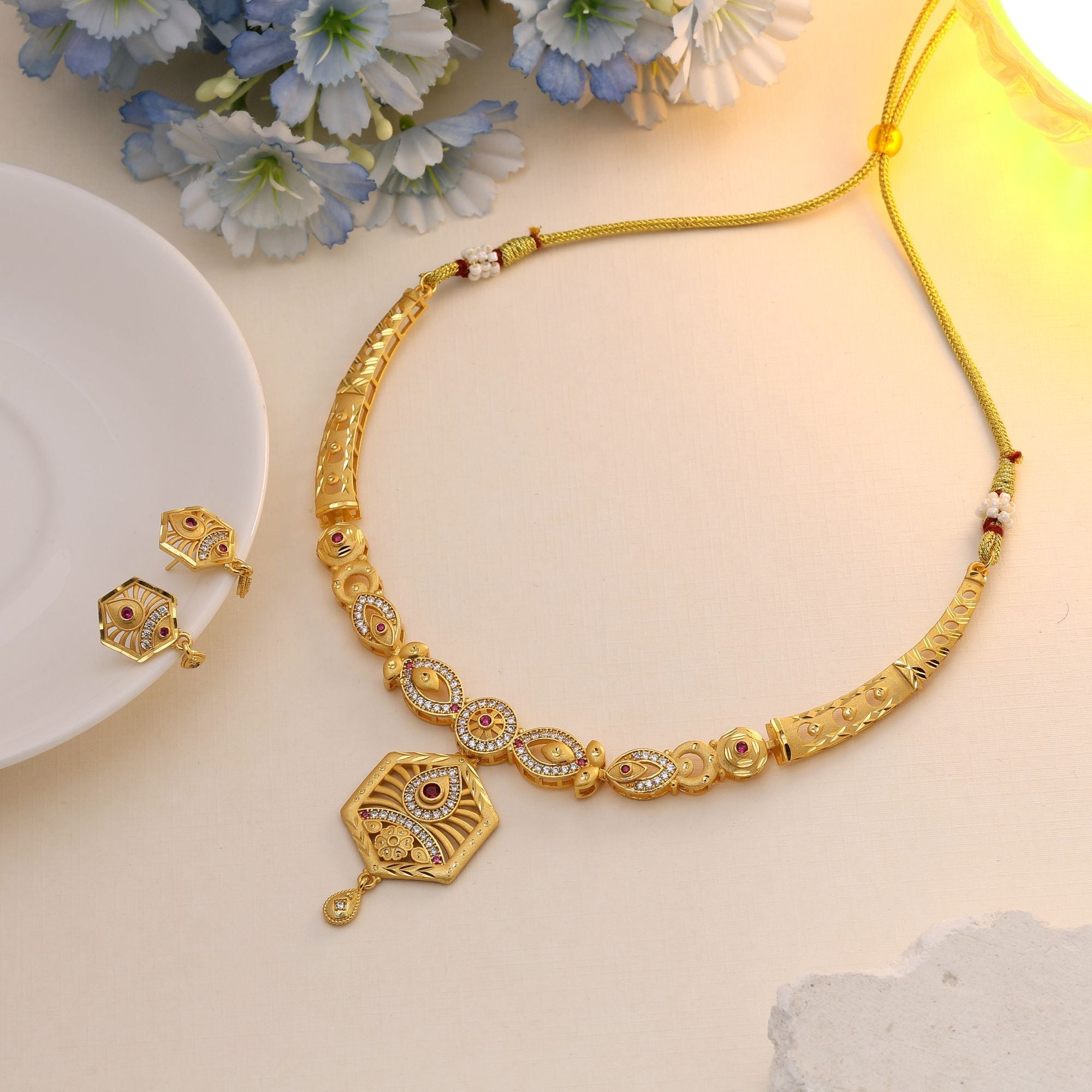 Gold Matte Gold Traditional Necklace Set
