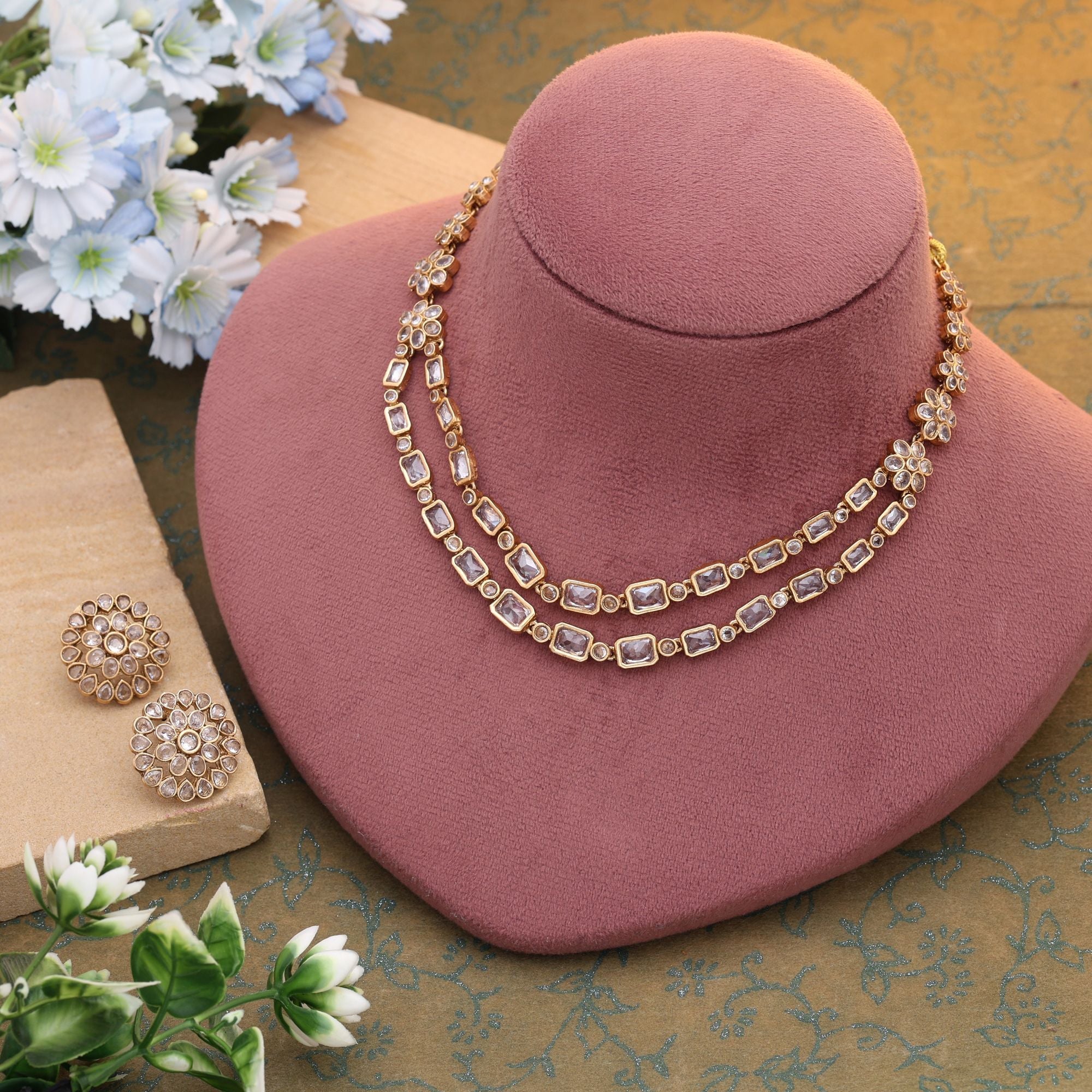 Divine Matte Gold Necklace Set