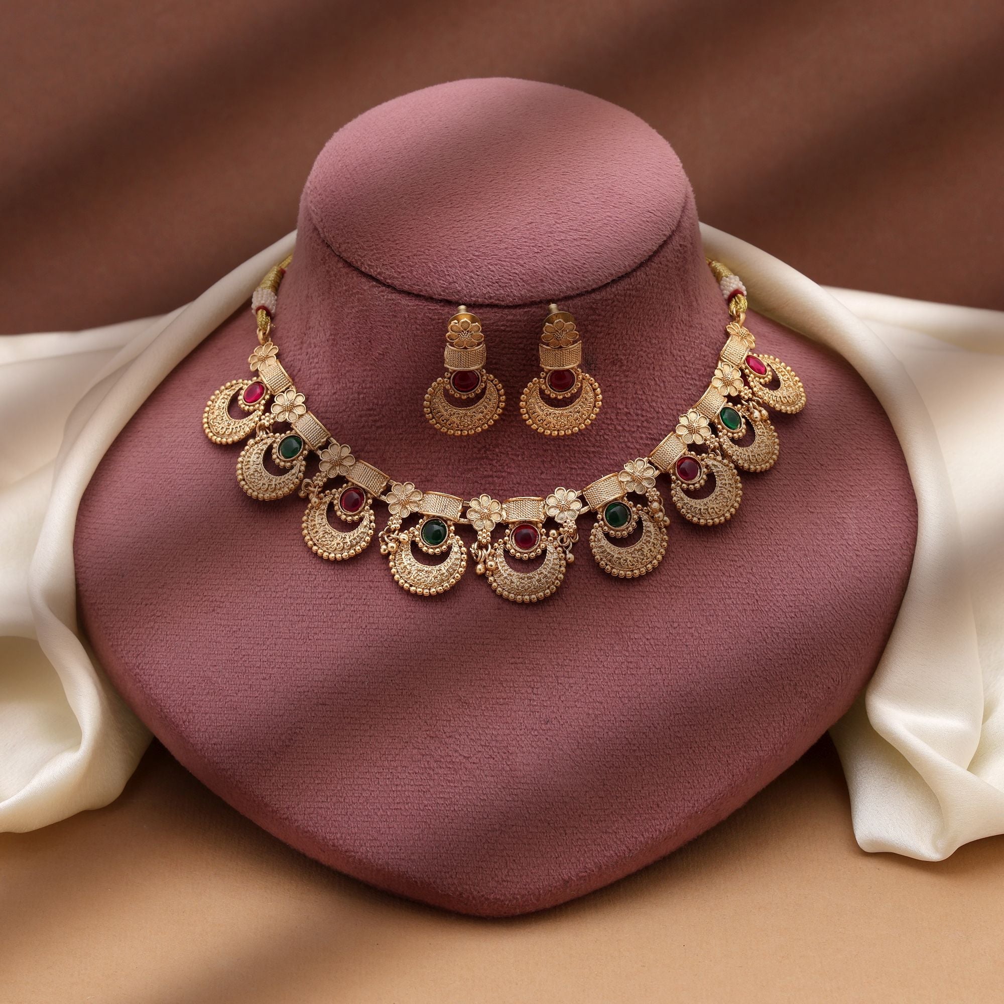 Rani & Green Statement Matte Gold Necklace Set
