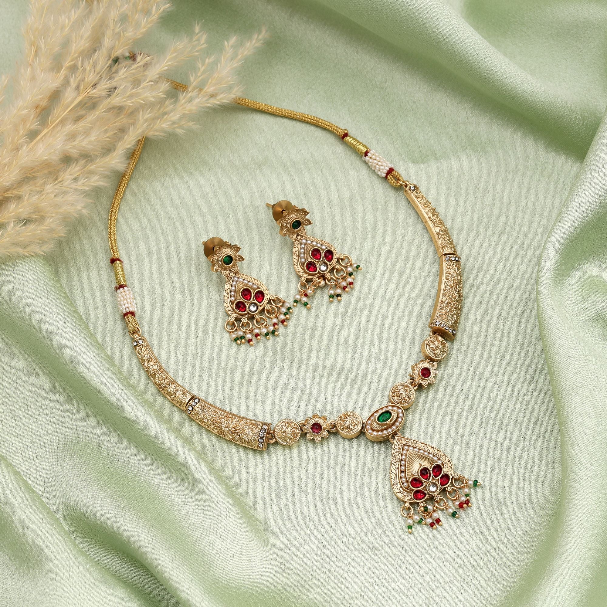 Wedding Rani & Green Matte Gold Necklace Set
