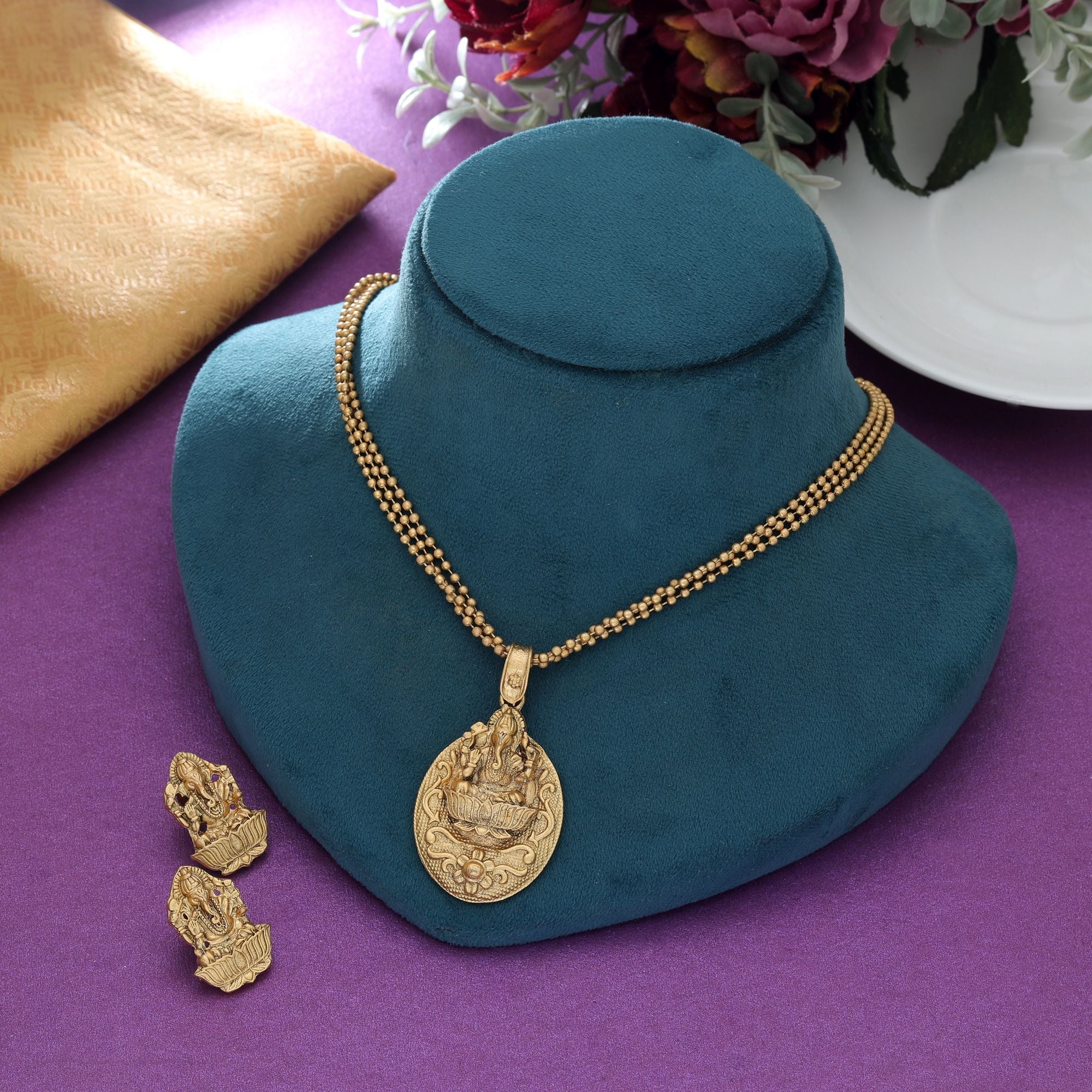 Gold Lord Ganesha Matte Gold Necklace Set Temple Style