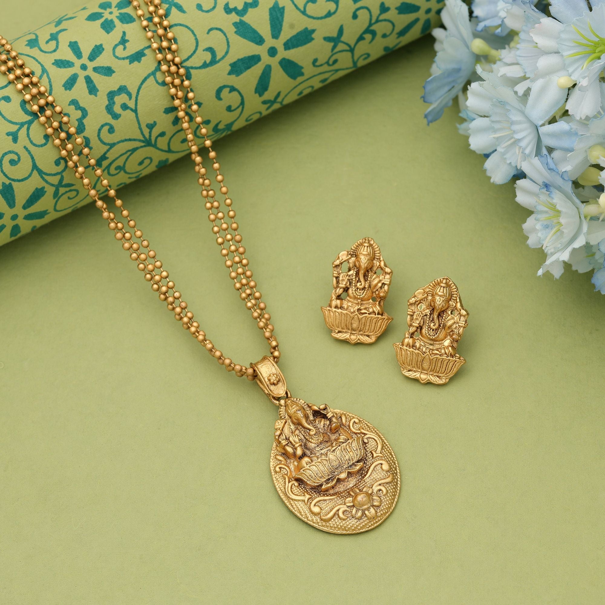 Gold Lord Ganesha Matte Gold Necklace Set Temple Style