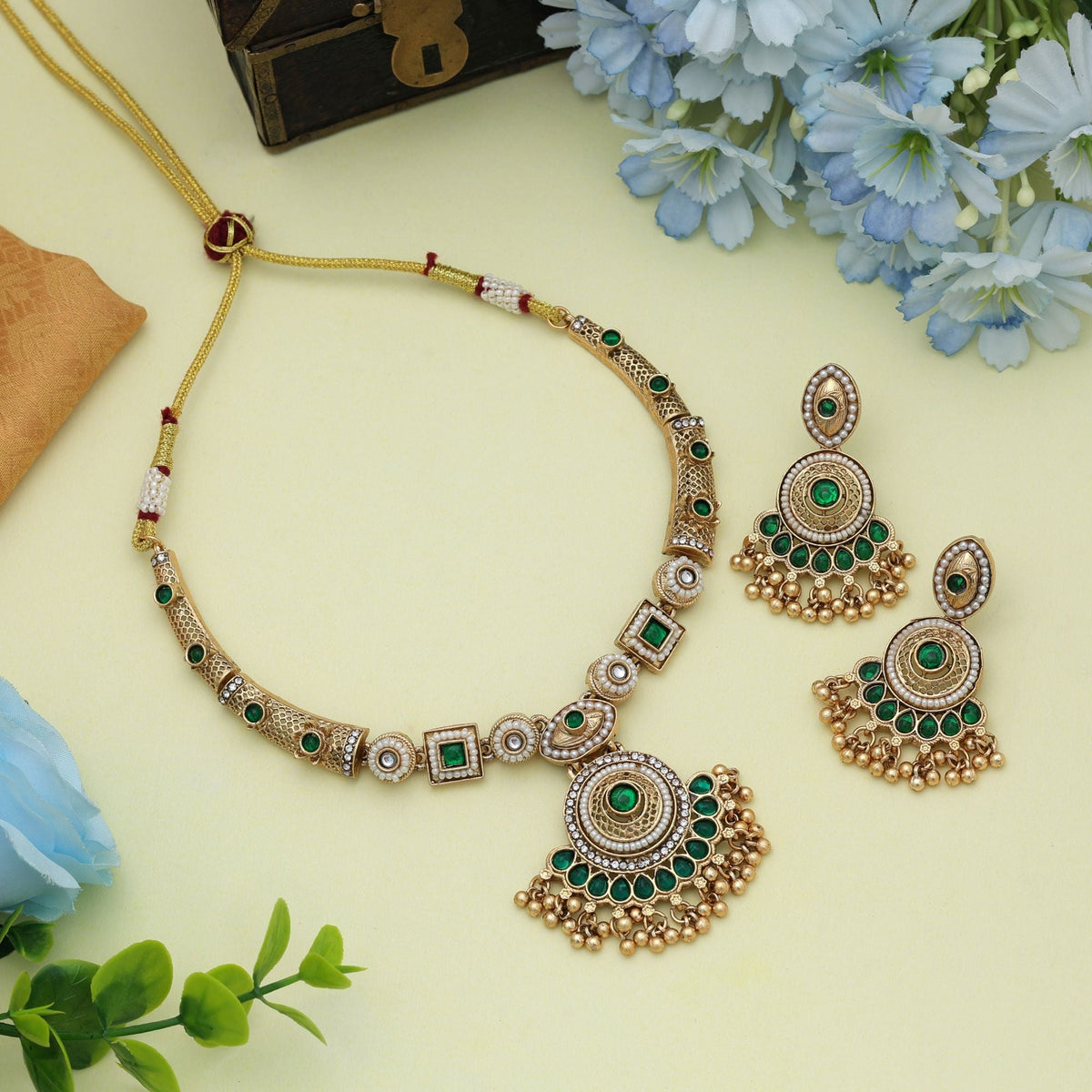 Green Color Matte Gold Necklace Set Daily Wear