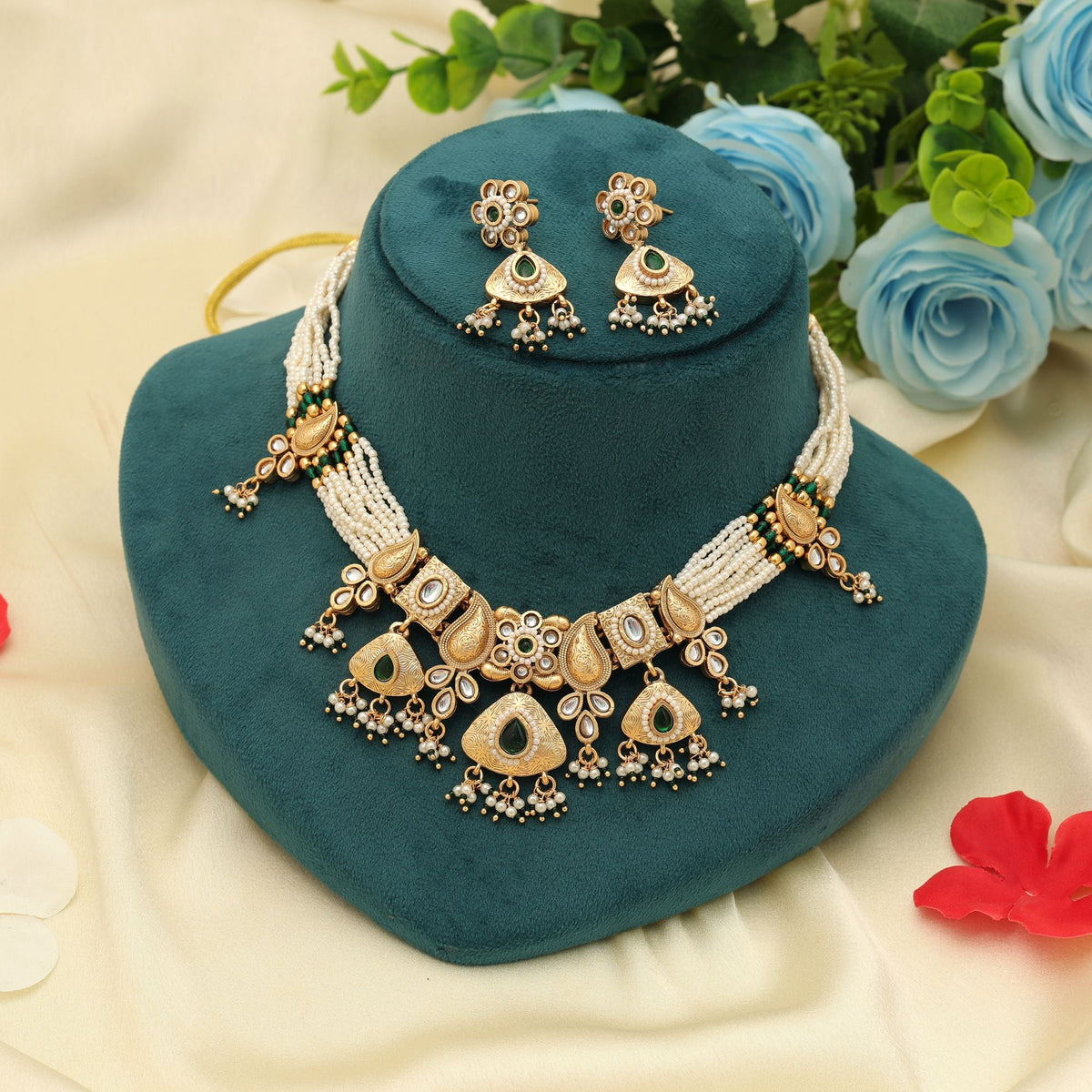 Green Color Matte Gold Necklace Set Party Wear