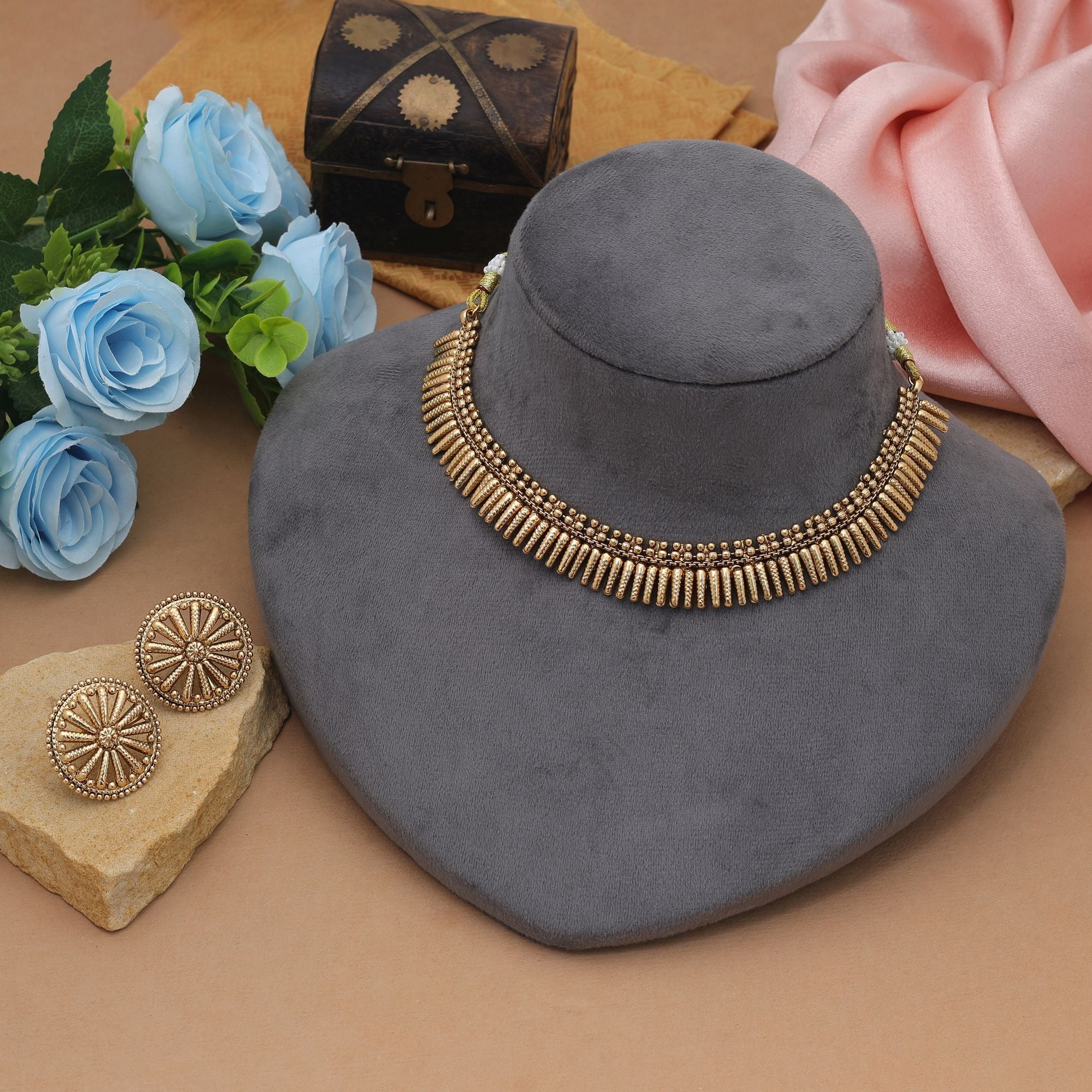 Designer Gold Matte Gold Necklace Set