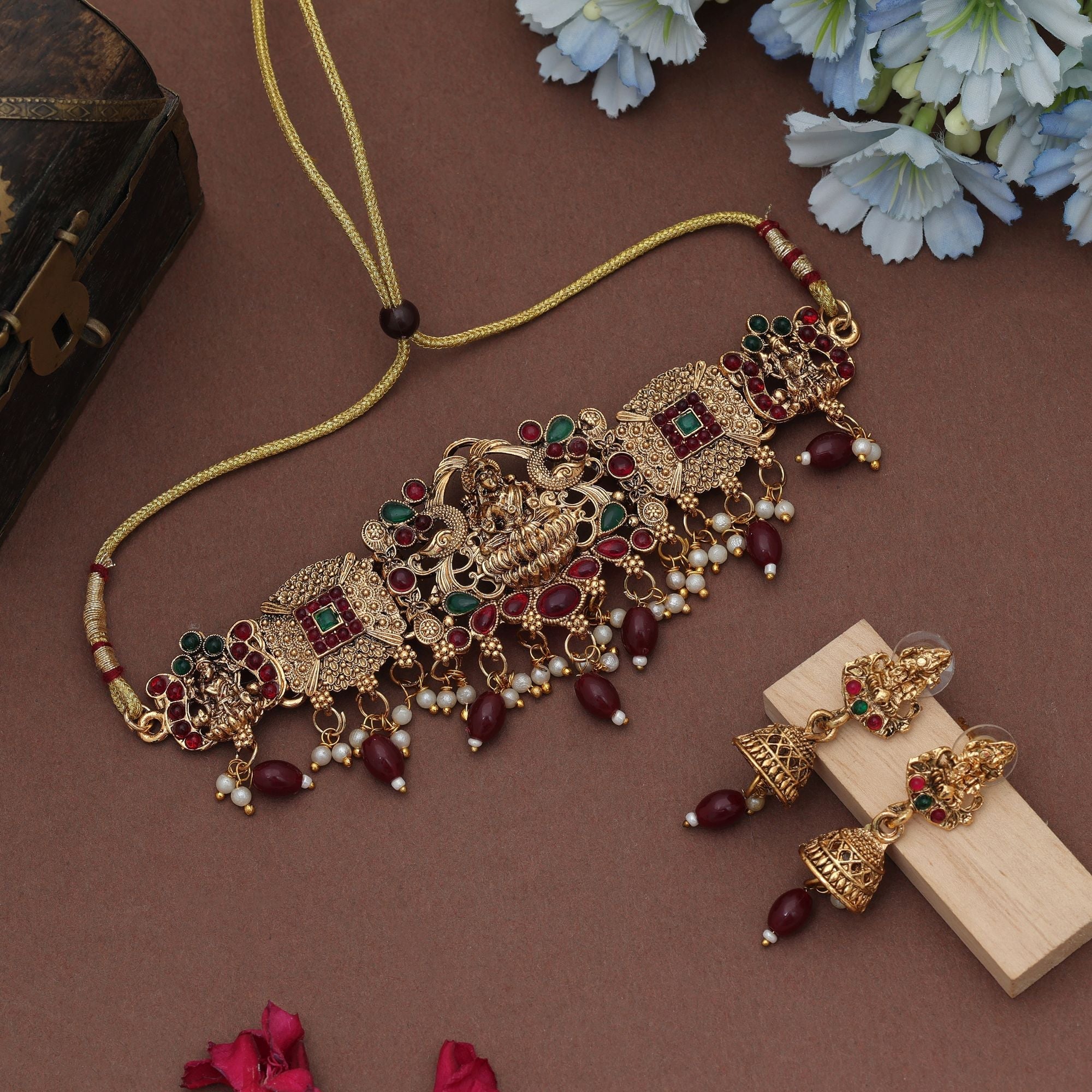 Maroon Choker Lord Laxmi Temple Necklace Set
