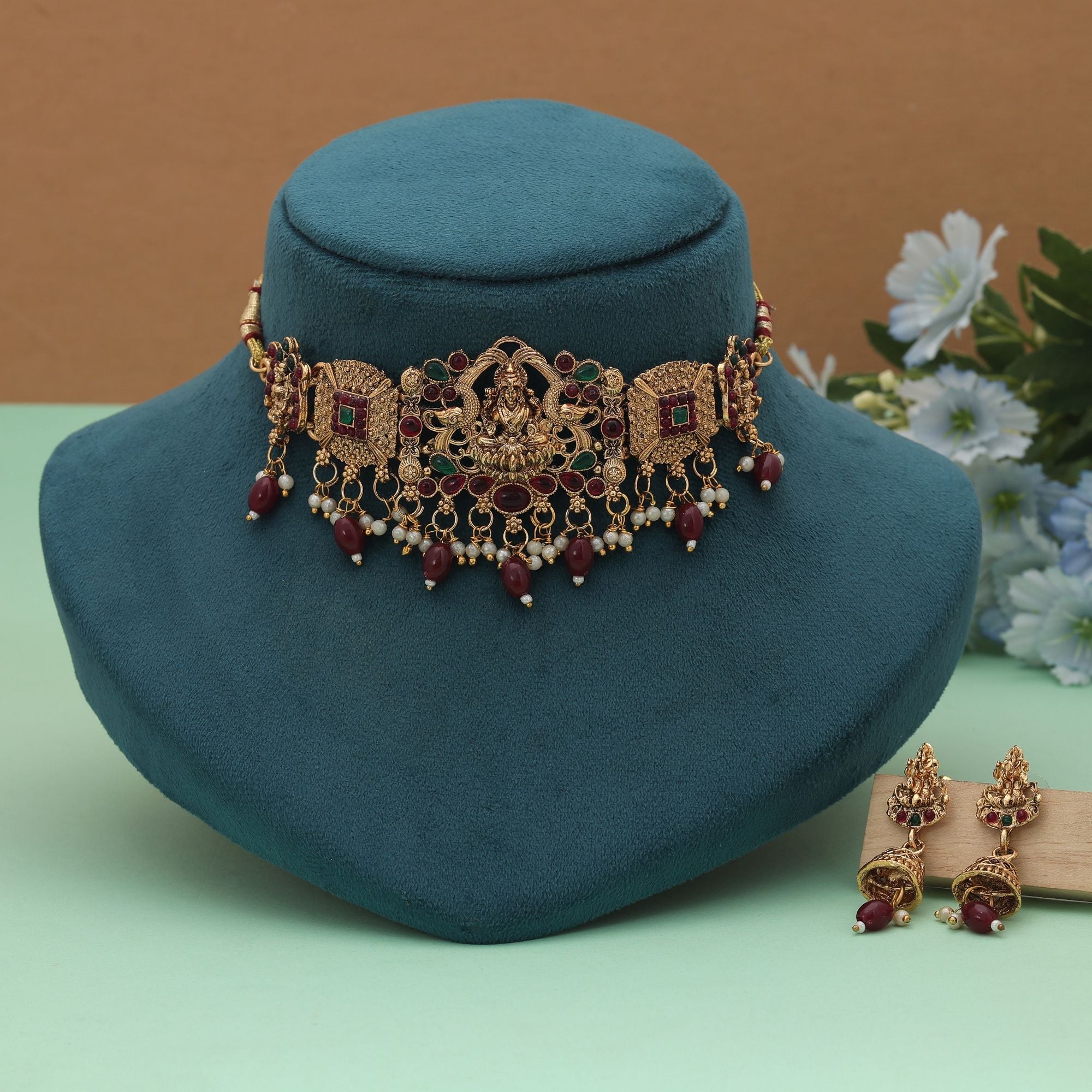 Maroon Choker Lord Laxmi Temple Necklace Set