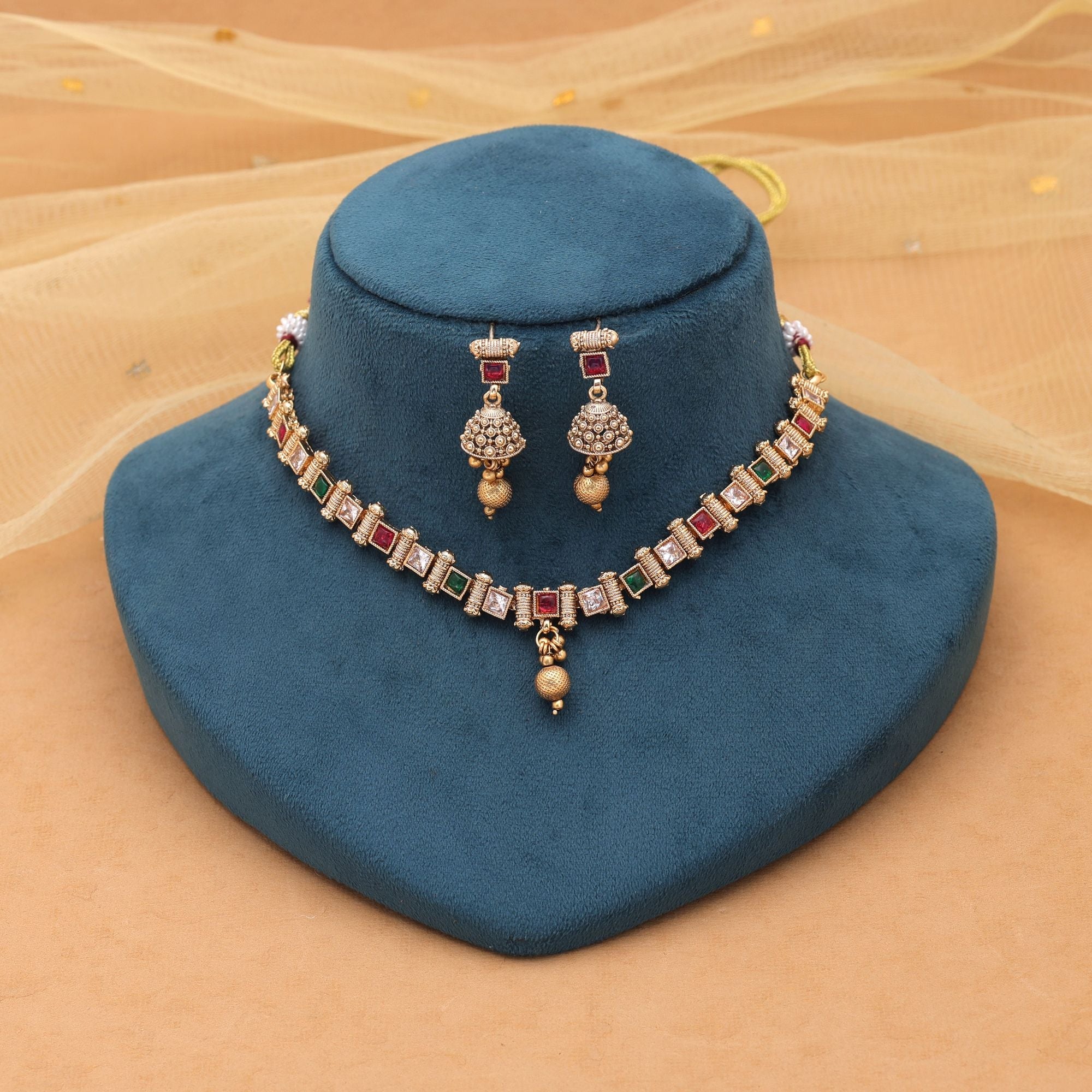 Rani & Green Color Matte Gold Kundan Necklace Set