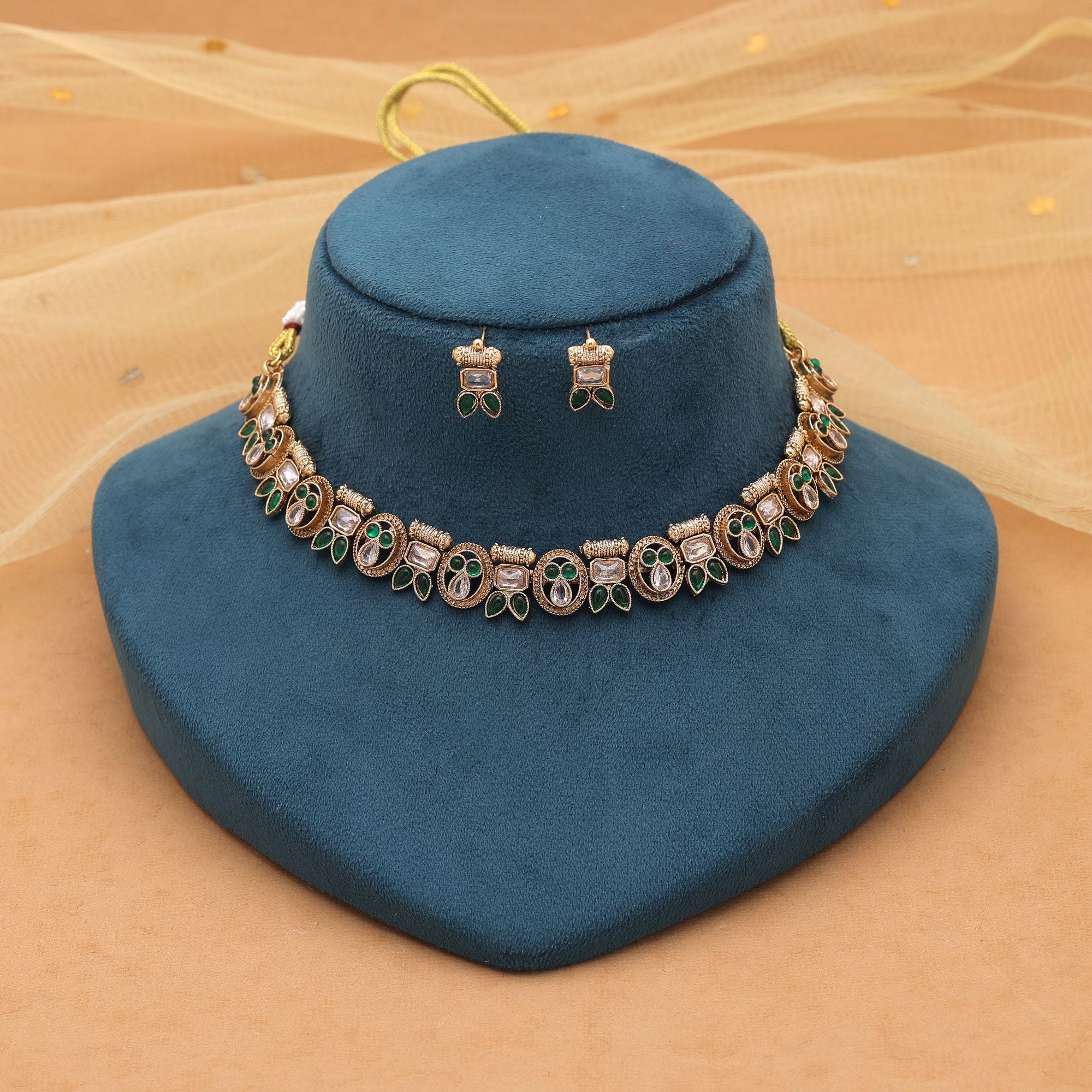 Green Color Royal Kundan Necklace Set