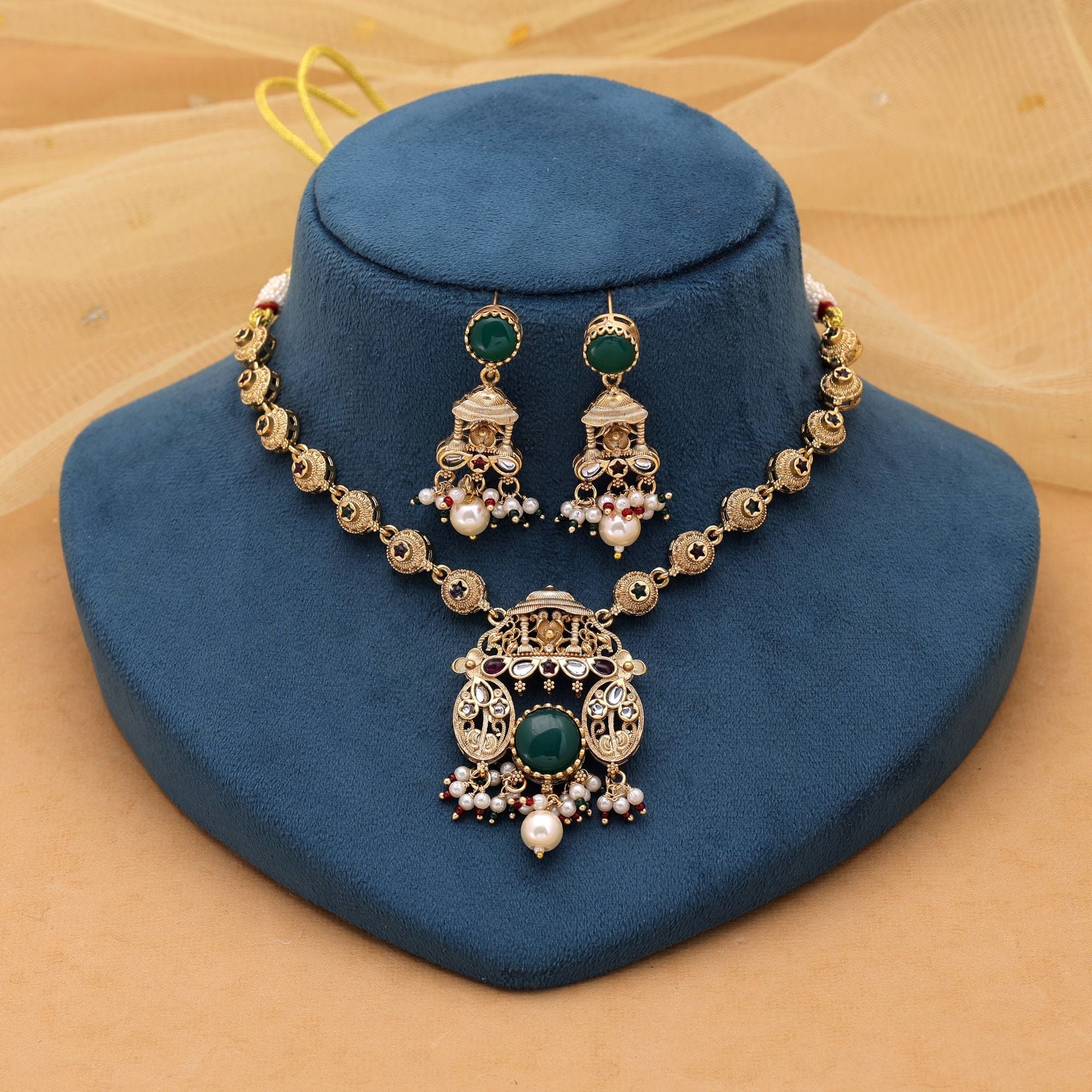 Green Color Traditional Kundan Jewelry Set
