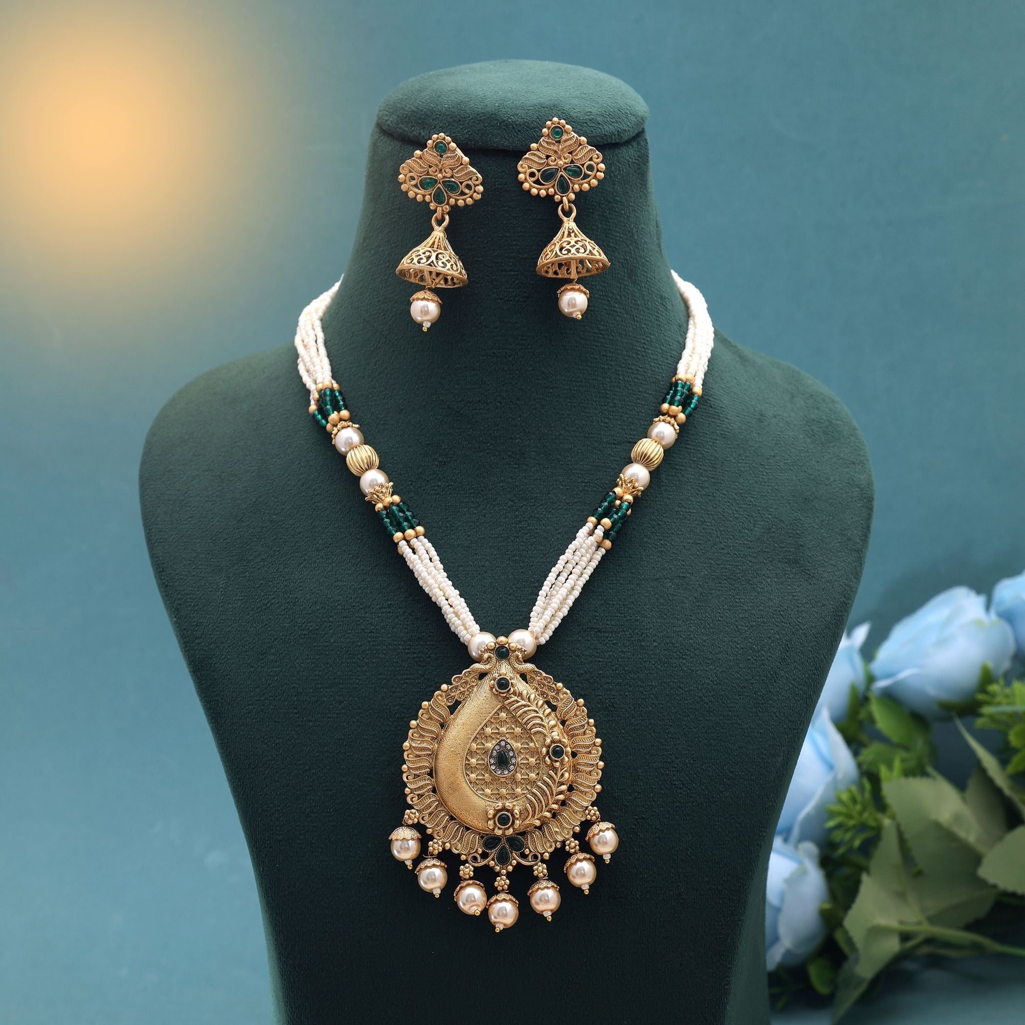 Green Color Temple Necklace Jewelry Set Antique Design
