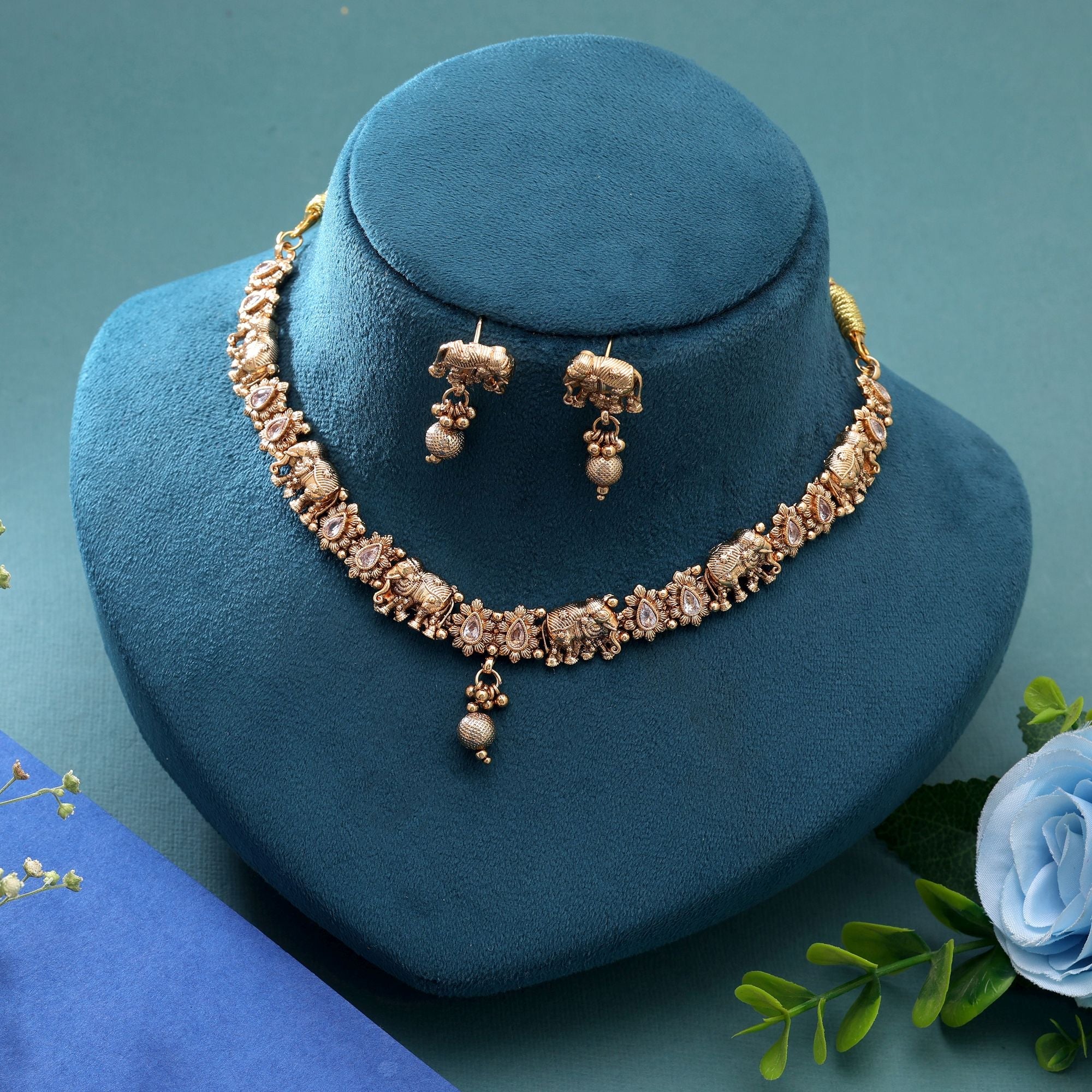 White Color Temple Necklace Jewelry Set Heritage Design