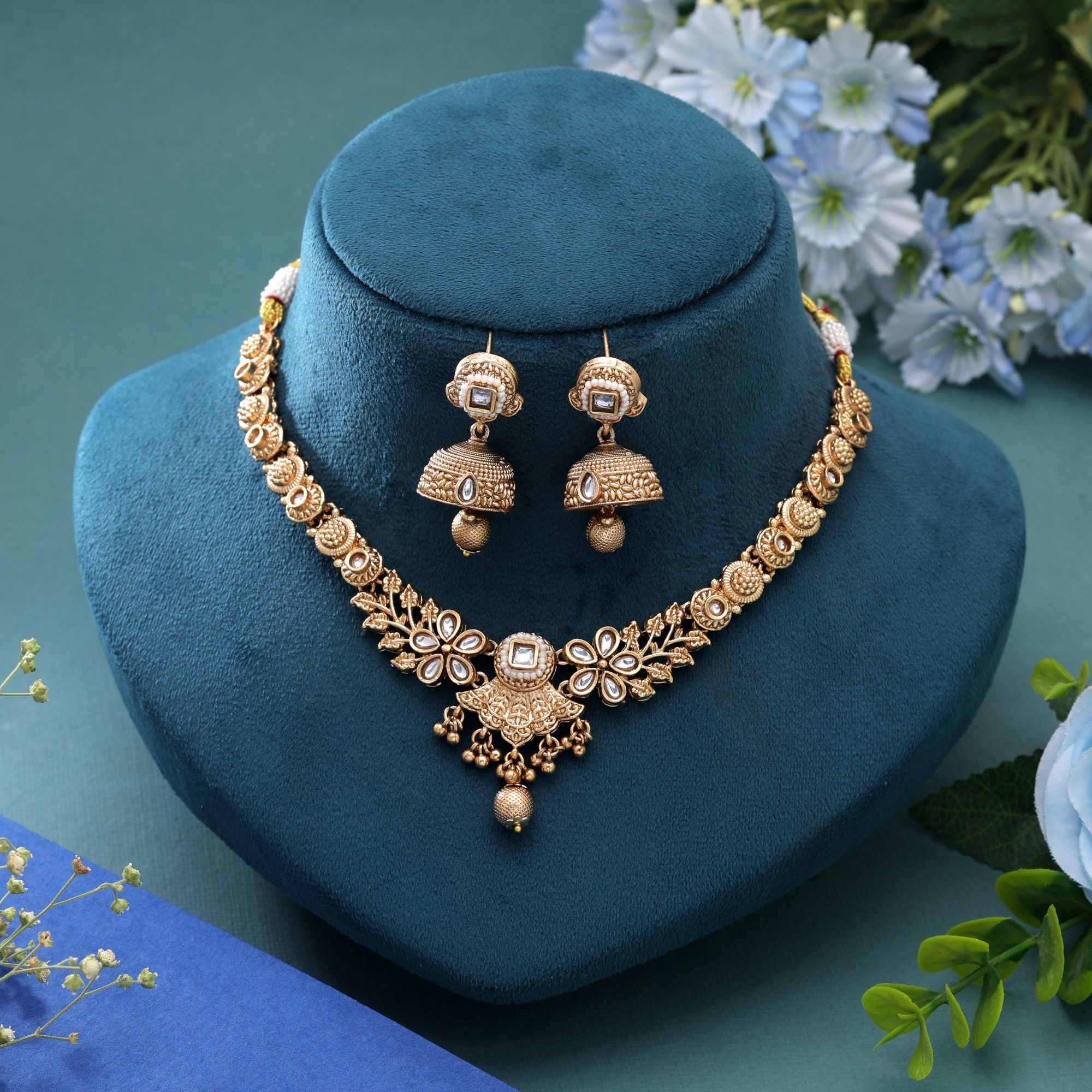 White Color Temple Necklace Jewelry Set Traditional Artwork