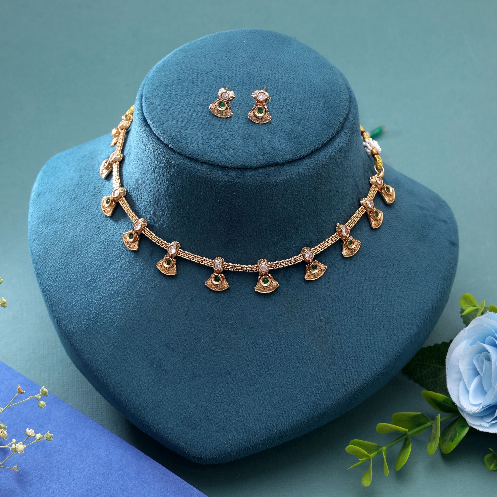 Green Color Temple Necklace Jewelry Set South Indian Style