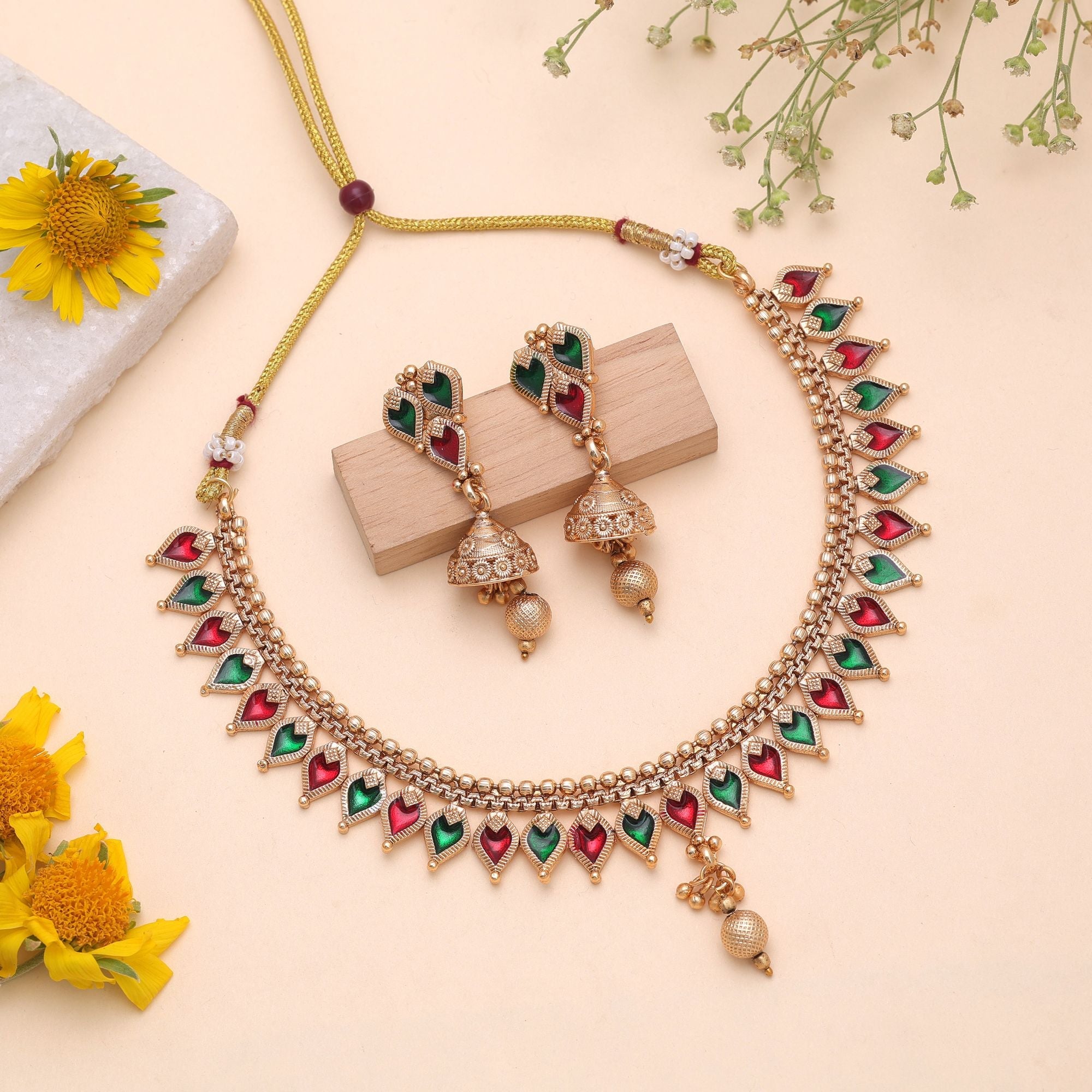 Red & Green Color Temple Necklace Jewelry Set Festive Design