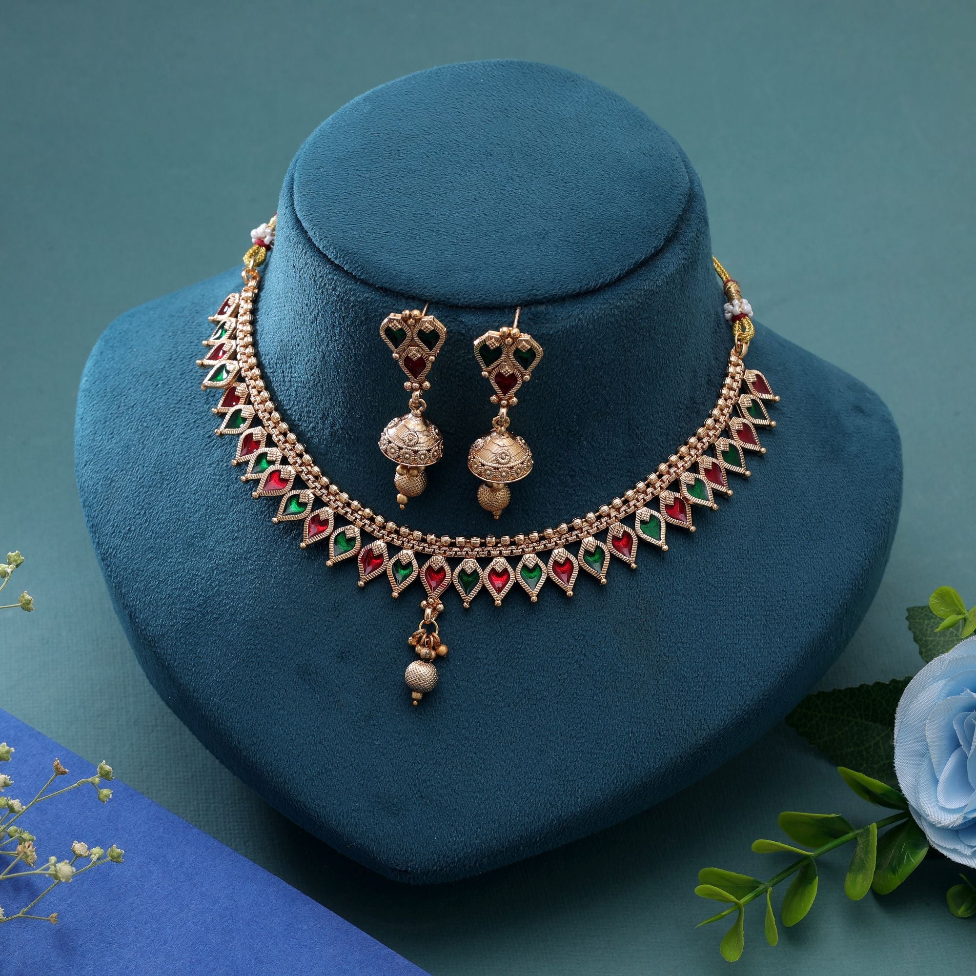 Red & Green Color Temple Necklace Jewelry Set Festive Design