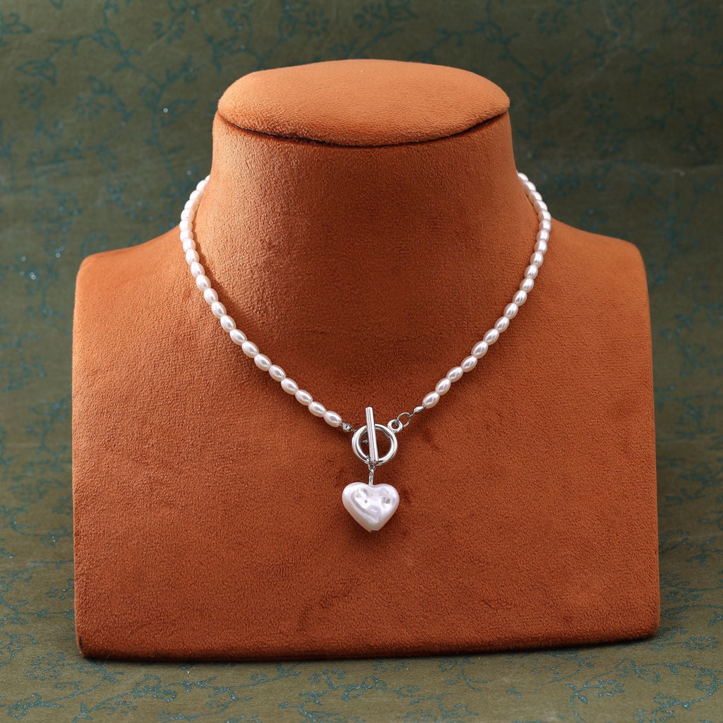 Stylish White Color Fashion Necklace Perfect For Everyday Trendy Outfits