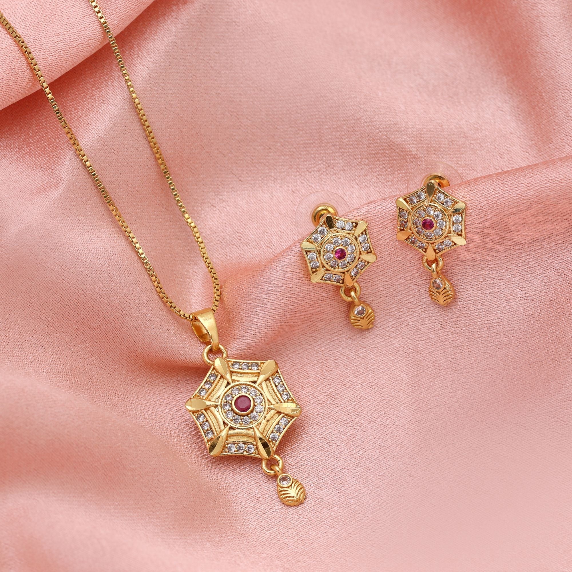 Modern Grace Gold Pendant & Earrings Set