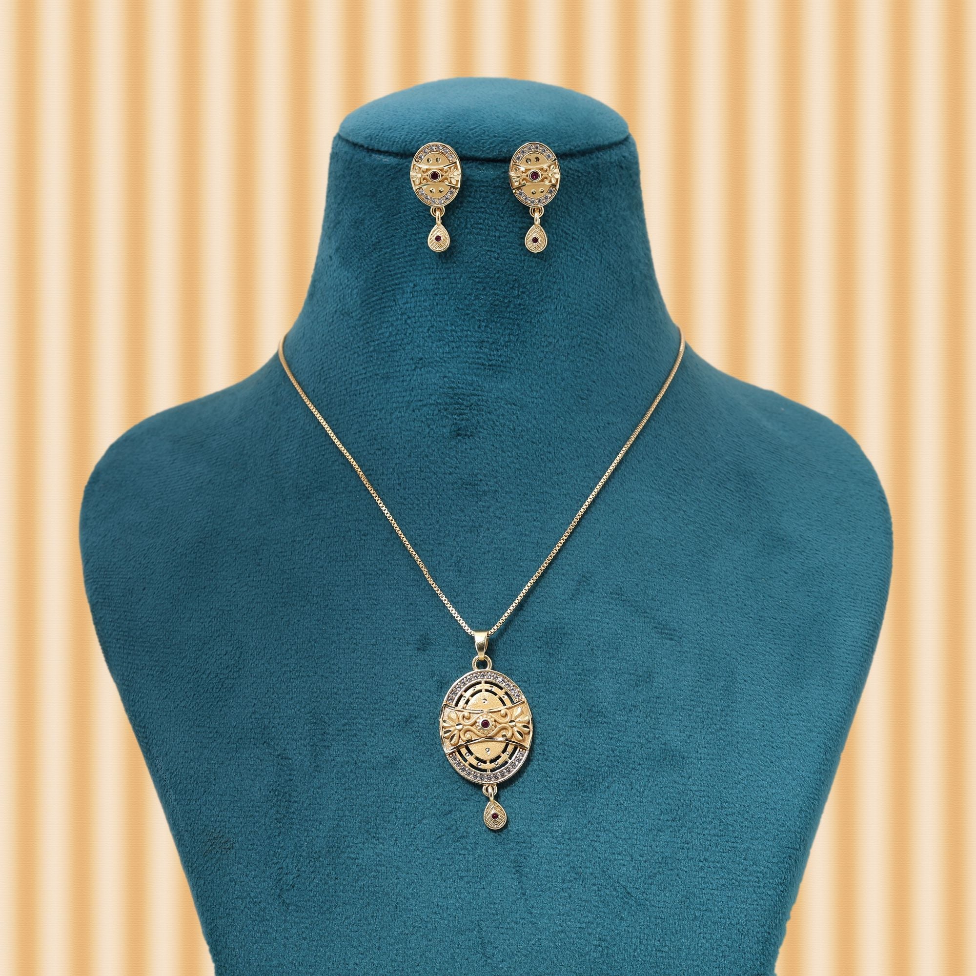 Multi Color Chain Pendant With Earring Featuring Fish Design Inspired Artistic Jewelry Style