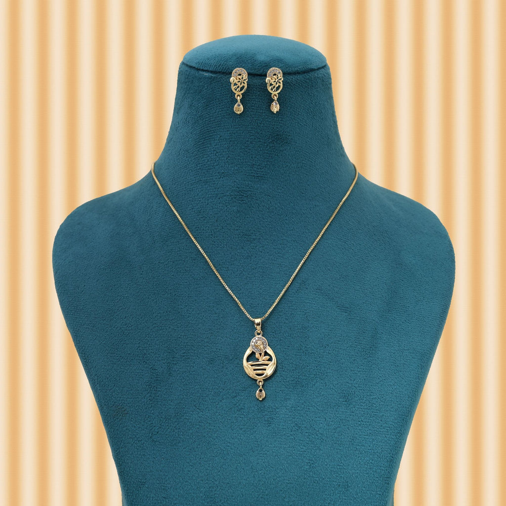 Gold Color Chain Pendant With Earring Offering Graceful Shine For Wedding Celebrations