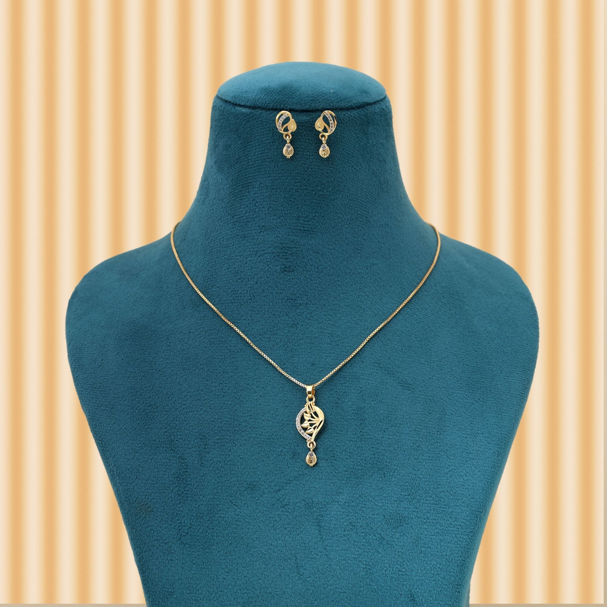 Gold Color Chain Pendant With Earring Perfect For Gifting On Traditional Occasions