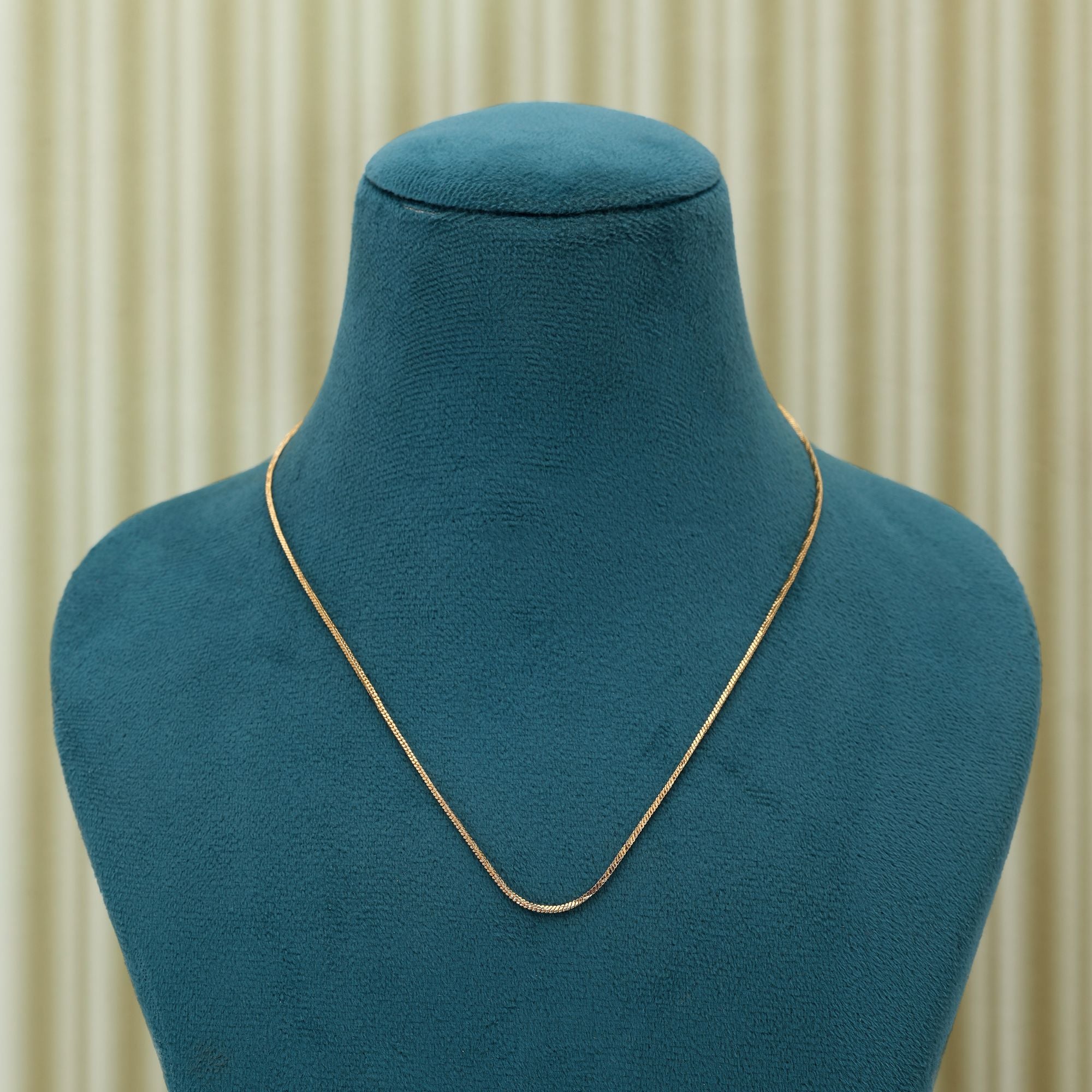 Gold Lightweight Fashion Chain Necklace