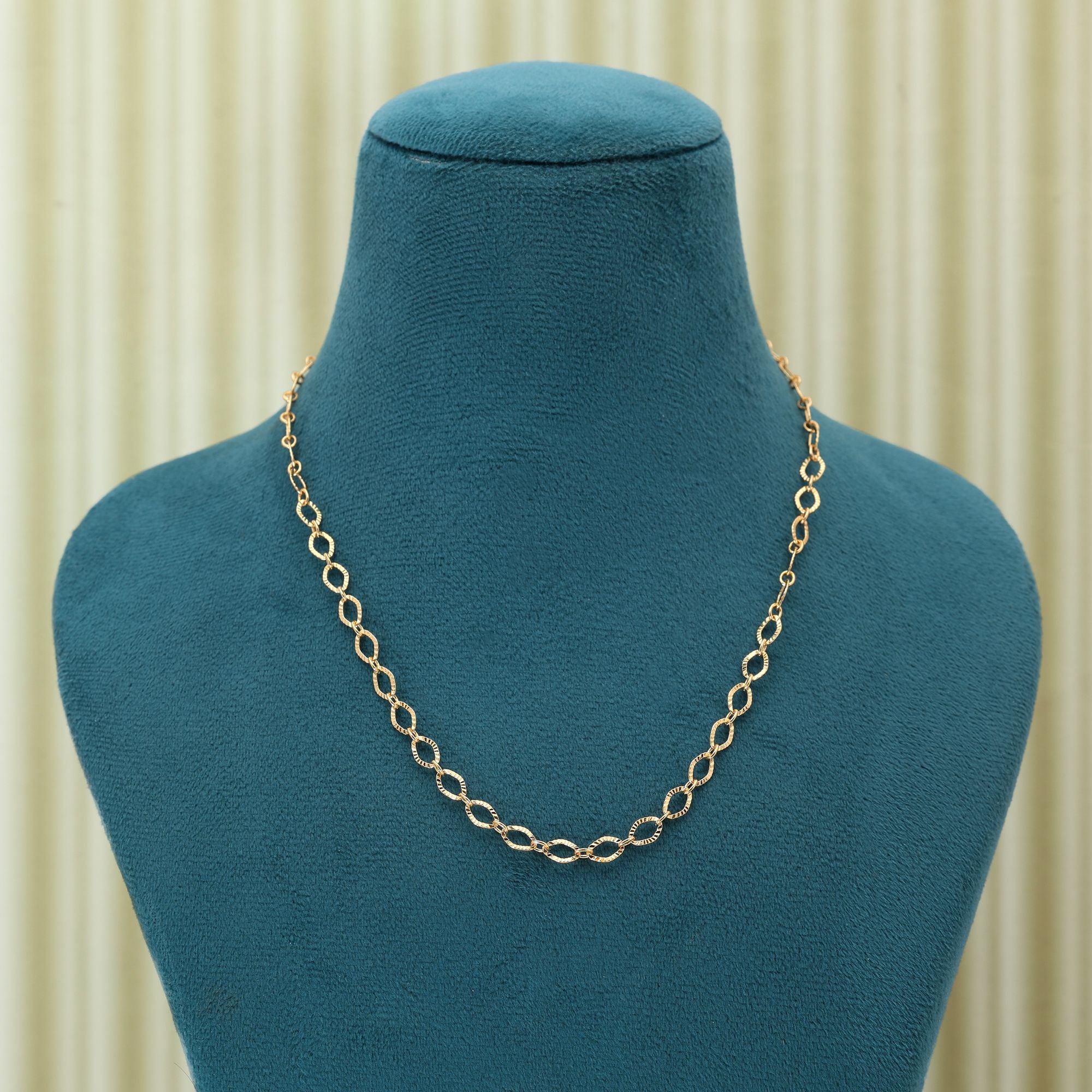 Gold Versatile Fashion Chain Necklace