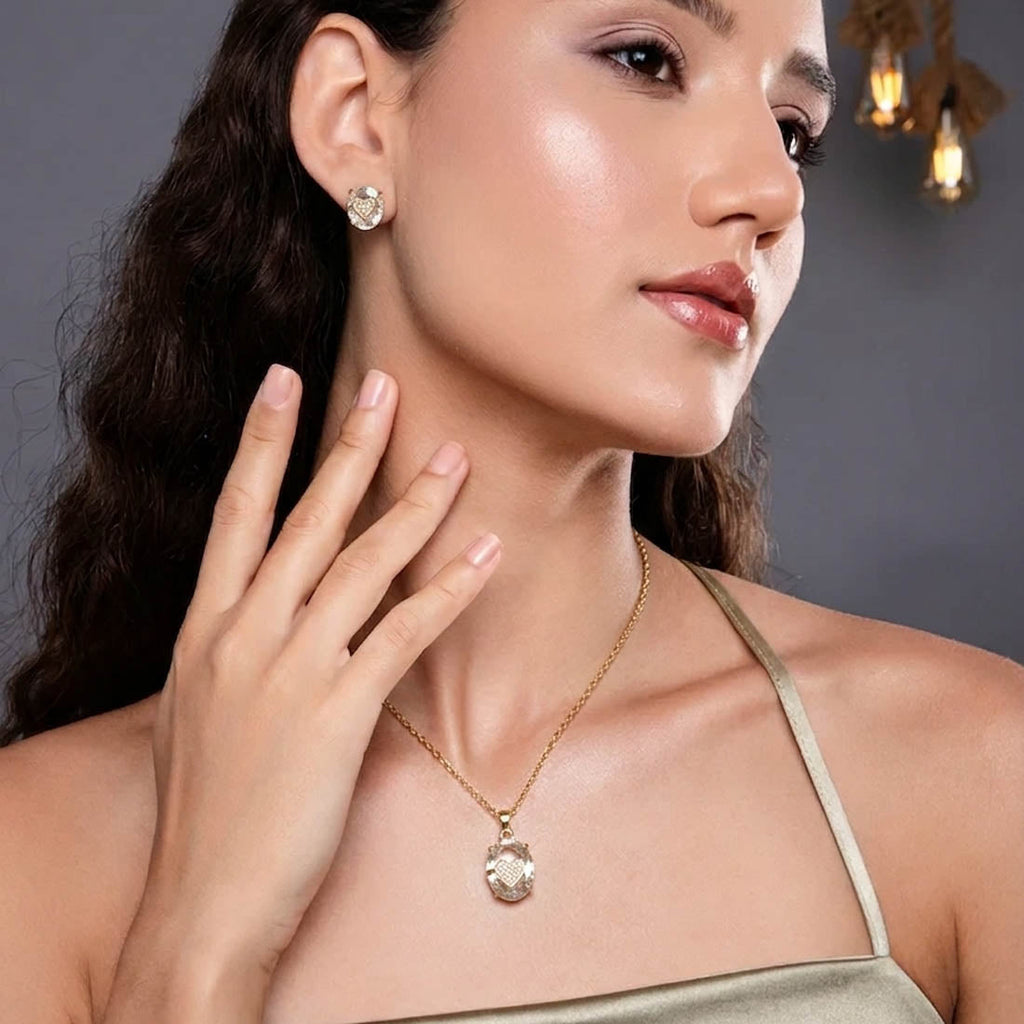 White Anti Tarnish Chain Pendant Set