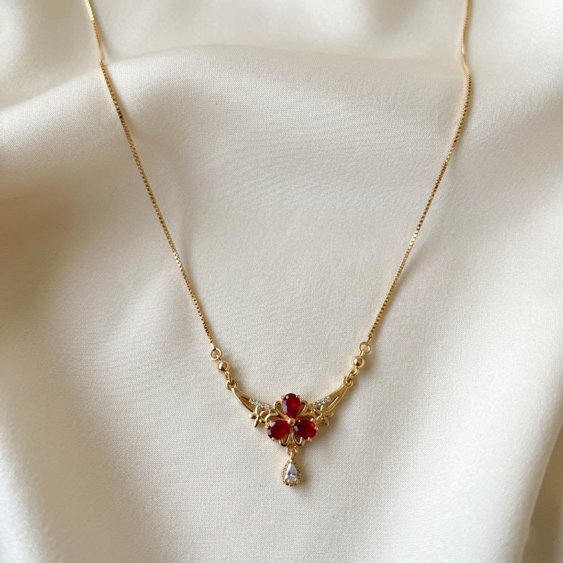 Red Color Glass Stone Fashion Necklace