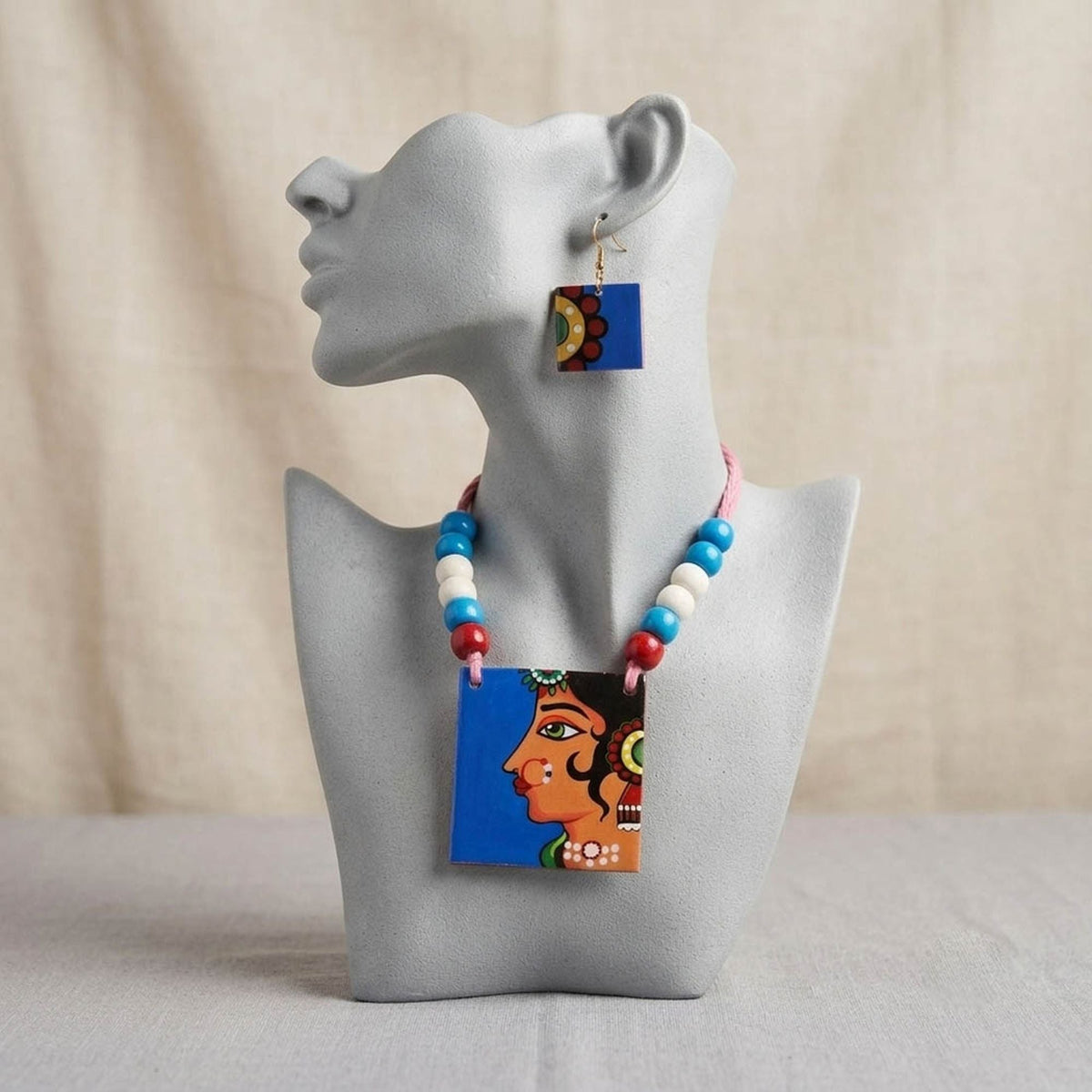 Multi Color Wooden Handcraft Necklace Set with Handmade Design