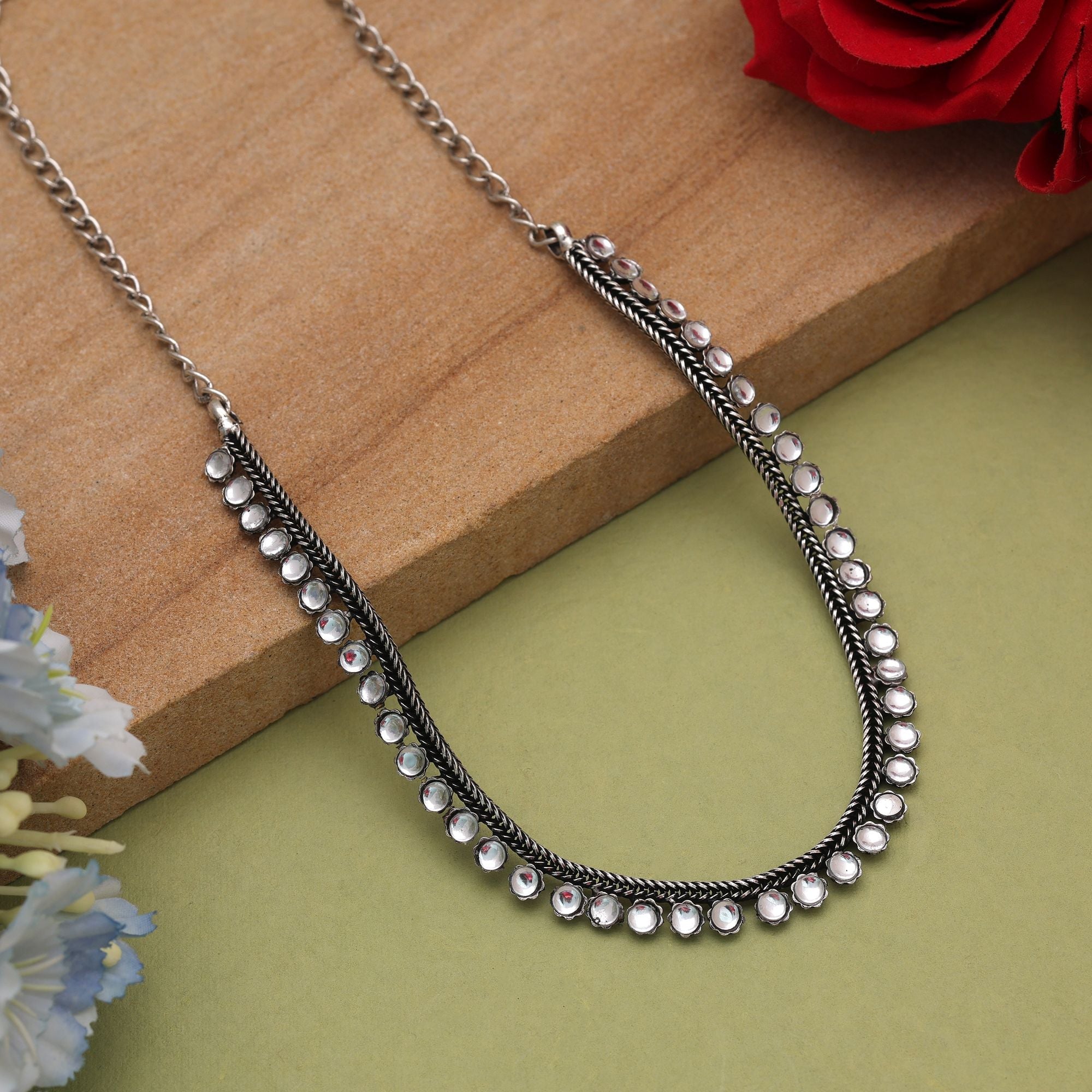 White Oxidised Necklace – Ethnic Jewellery Pattern