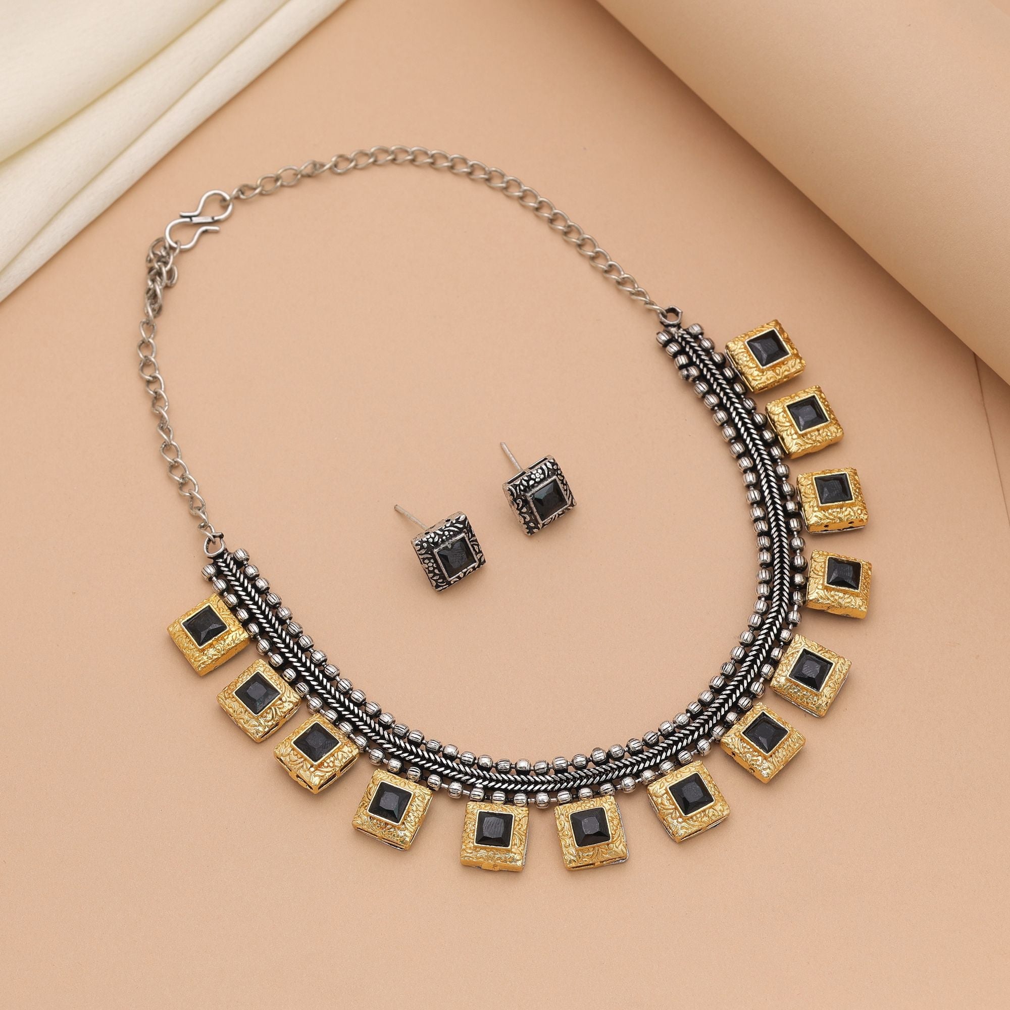 Black Dual Tone Oxidised Necklace Set – Party Style