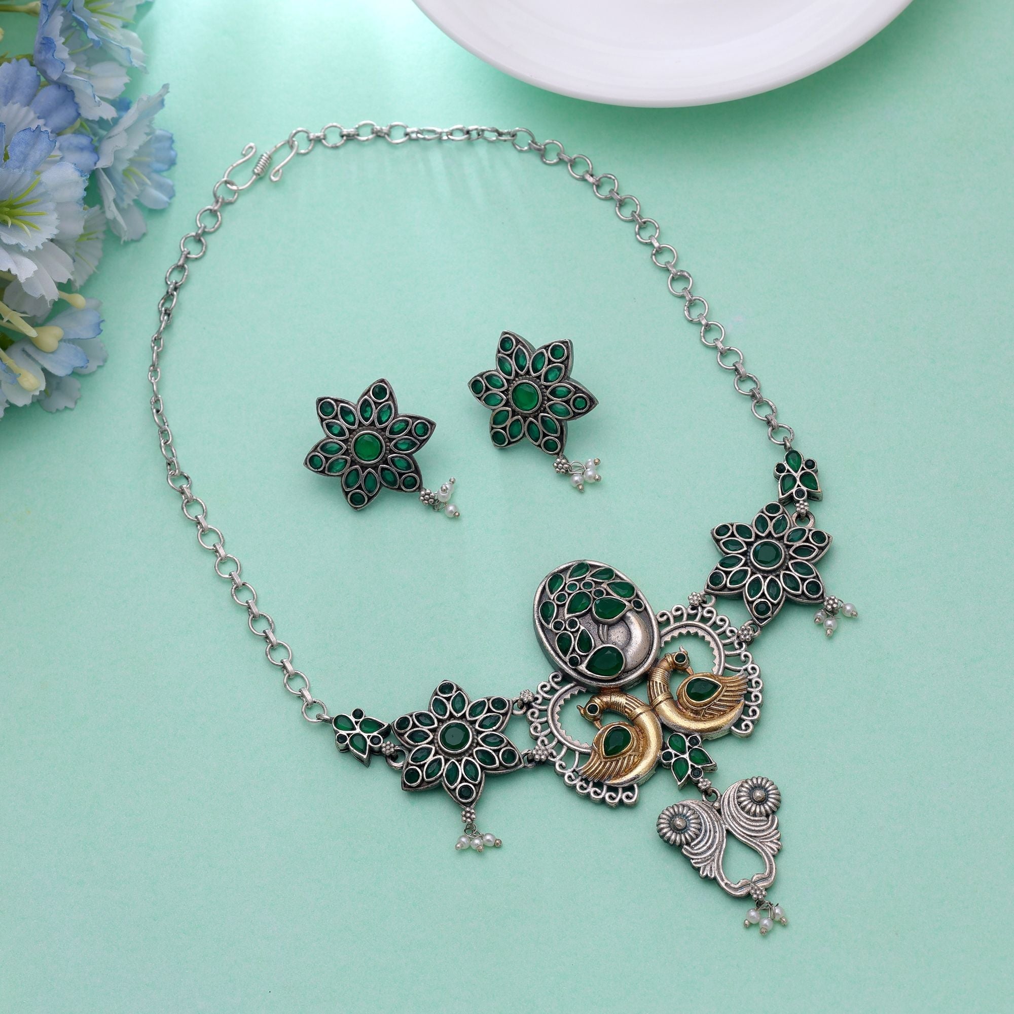 Green Color Choker Dual Tone Oxidised Necklace Set