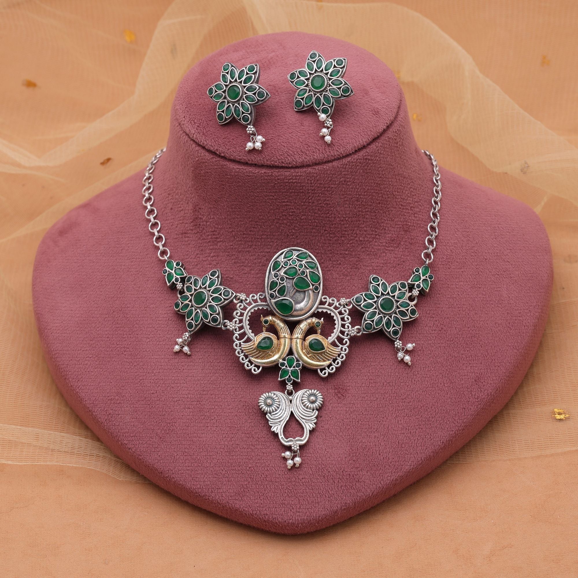 Green Color Choker Dual Tone Oxidised Necklace Set