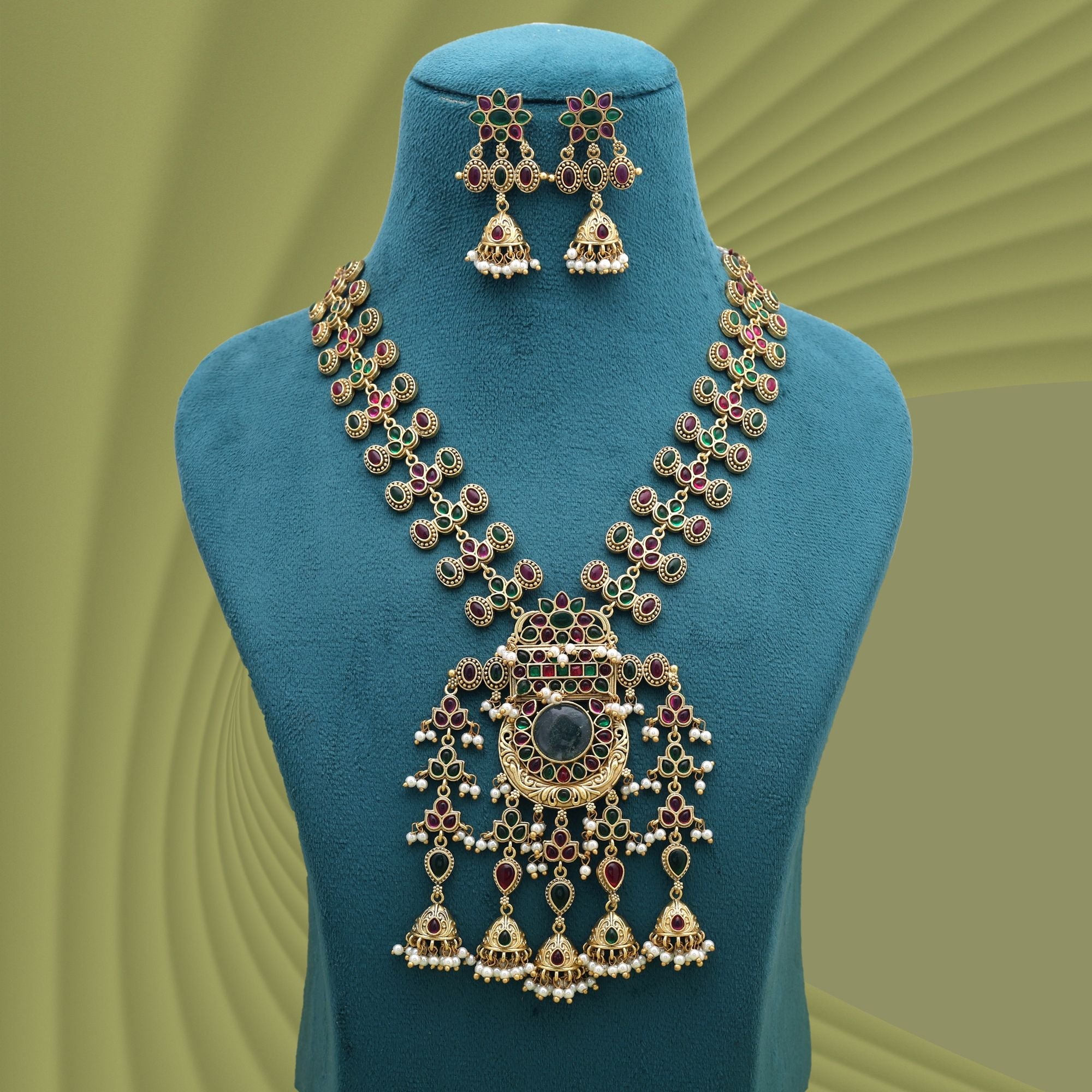 Multi Color Quartz Oxidised Necklace Set Traditional Finish