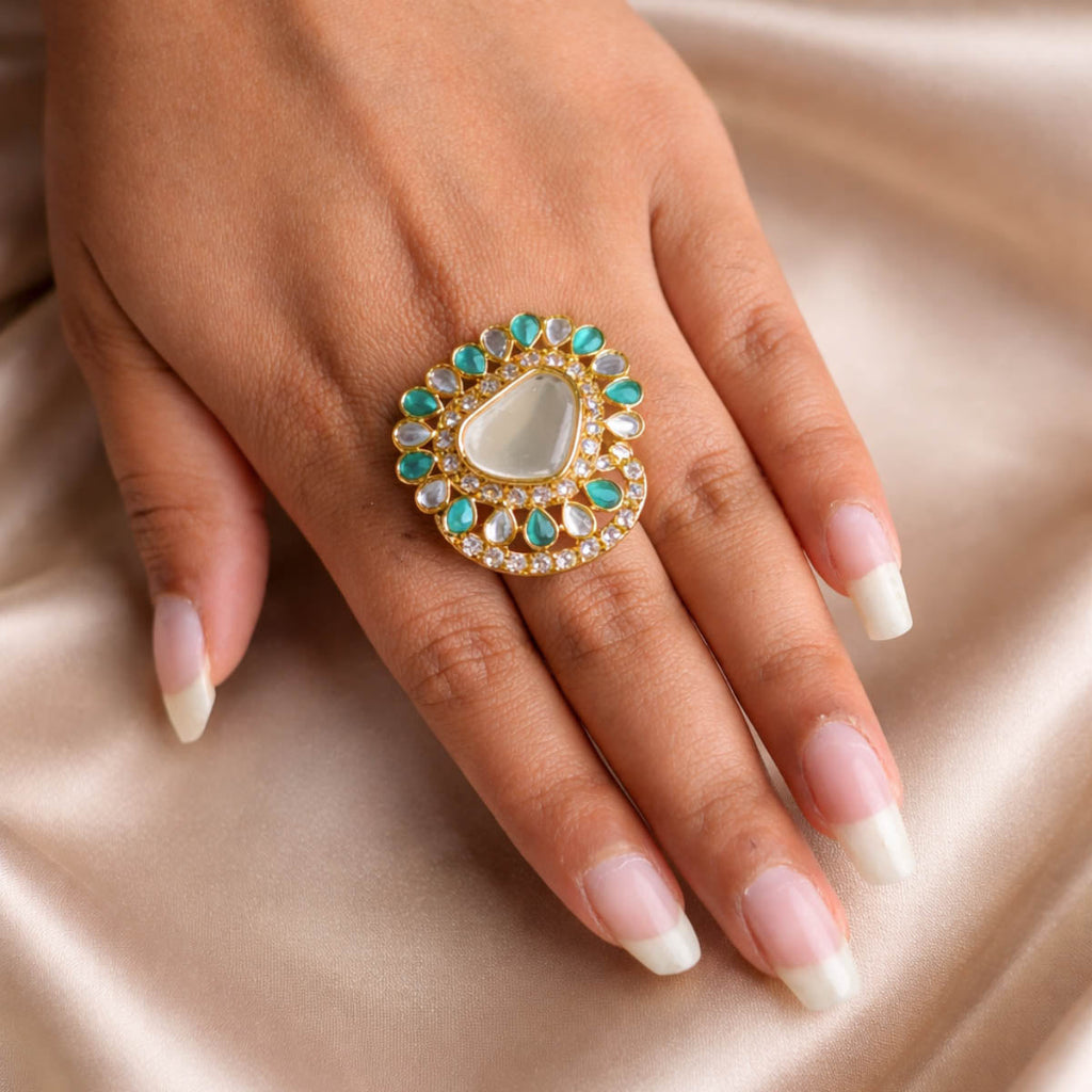 Green Color Stone Fashion Ring
