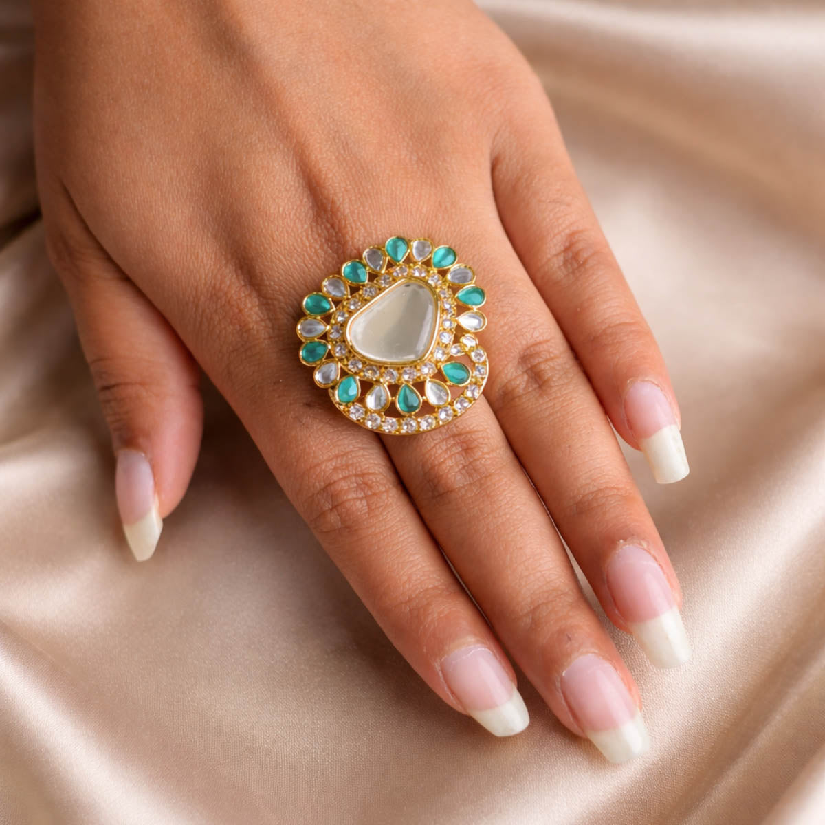 Green Color Stone Fashion Ring