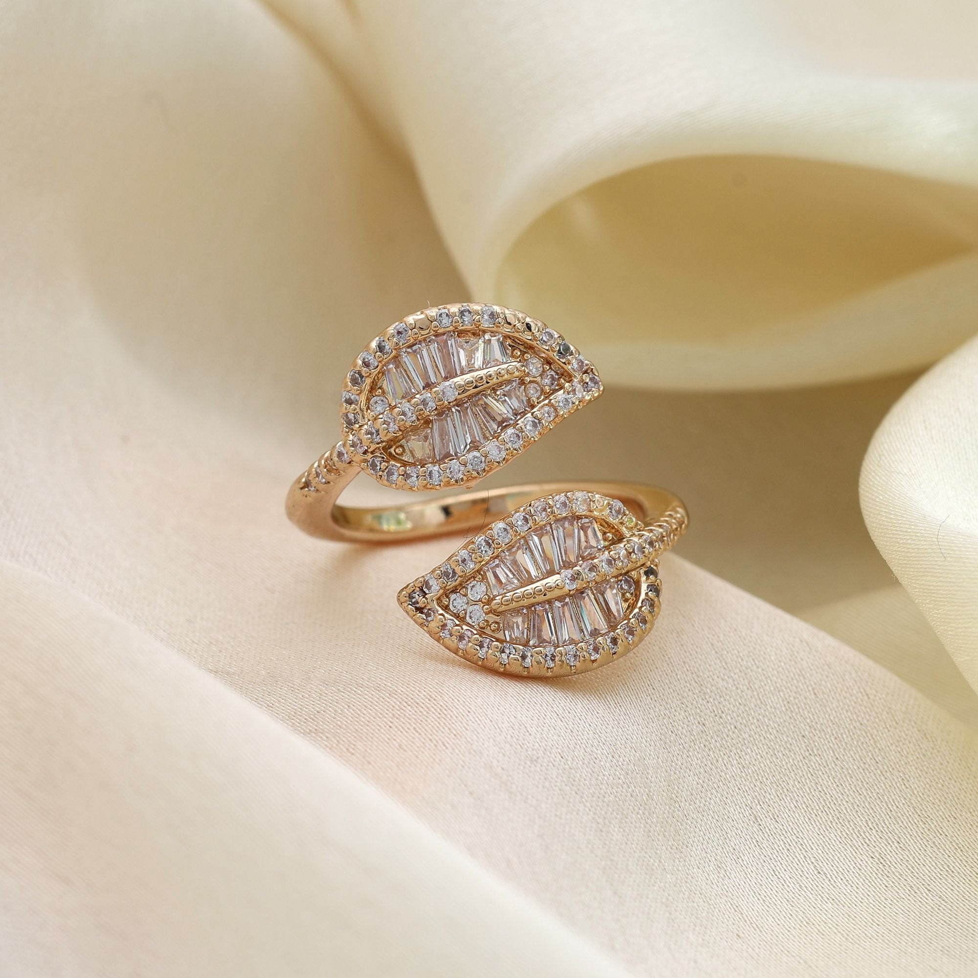 White Color Fashion Rings