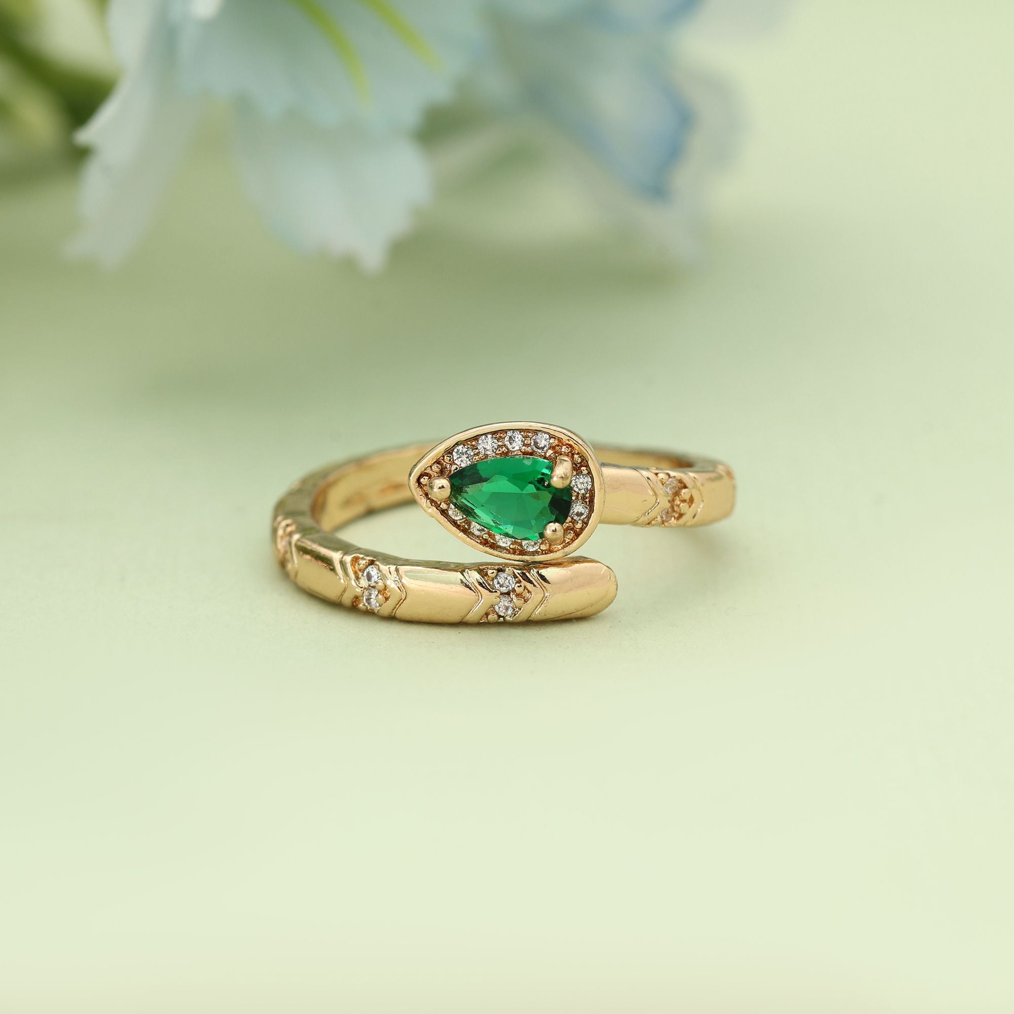 Green Color Fashion Rings
