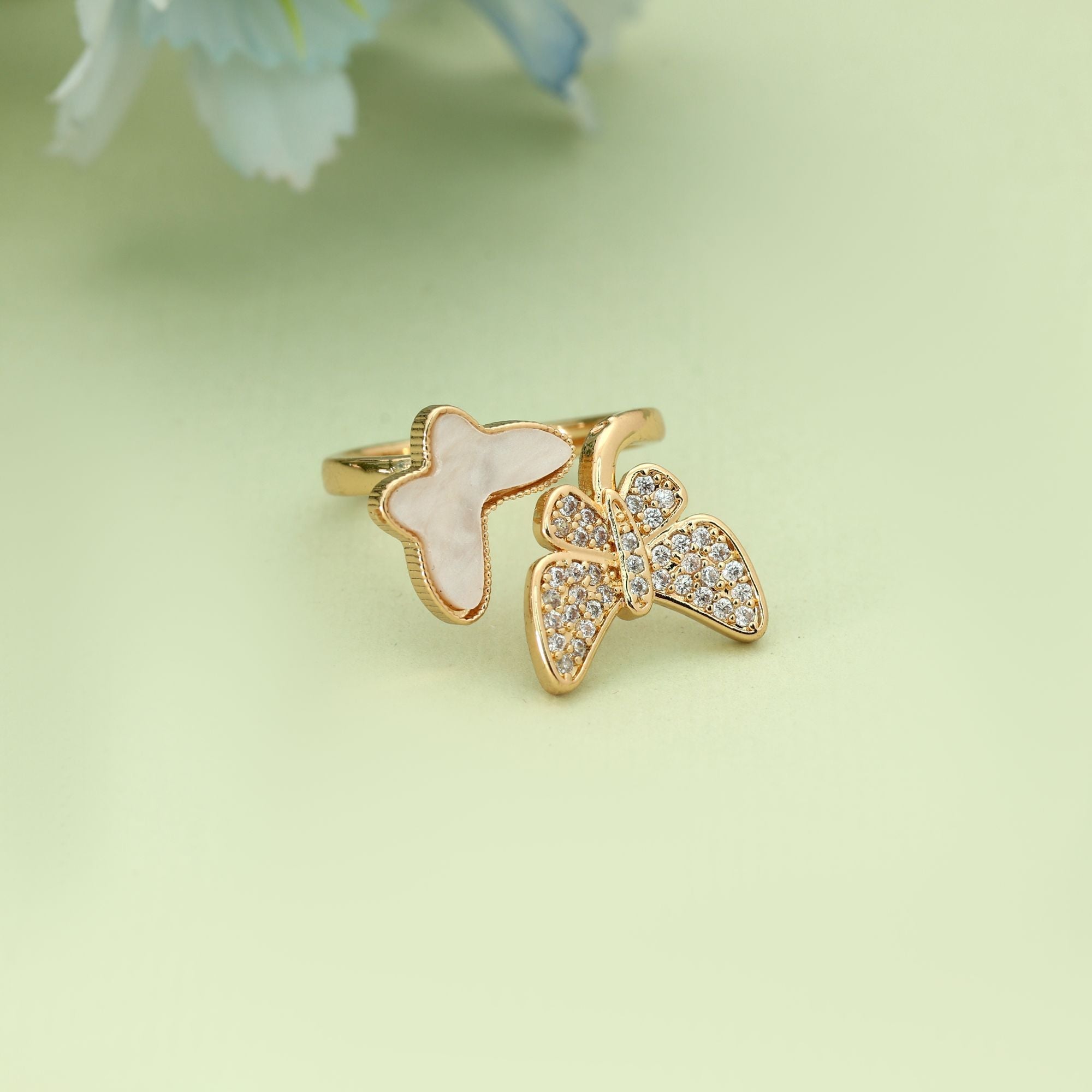 White Color Fashion Rings