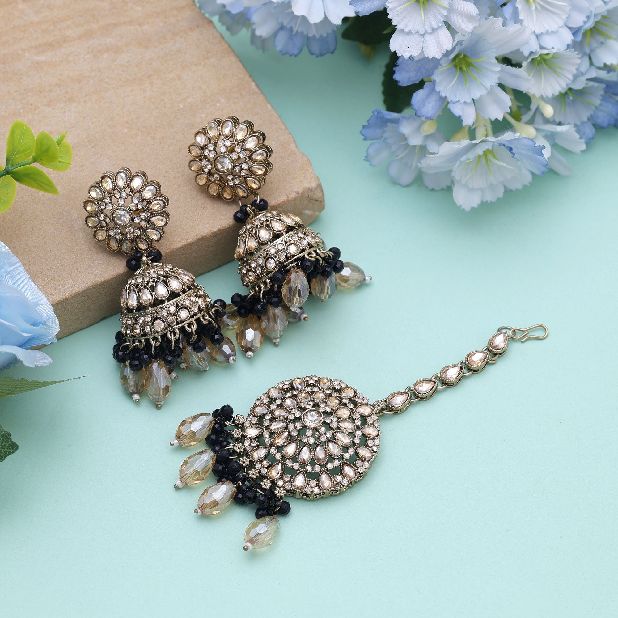 Black Color Kundan Earrings Tikka Set – Bold Ethnic