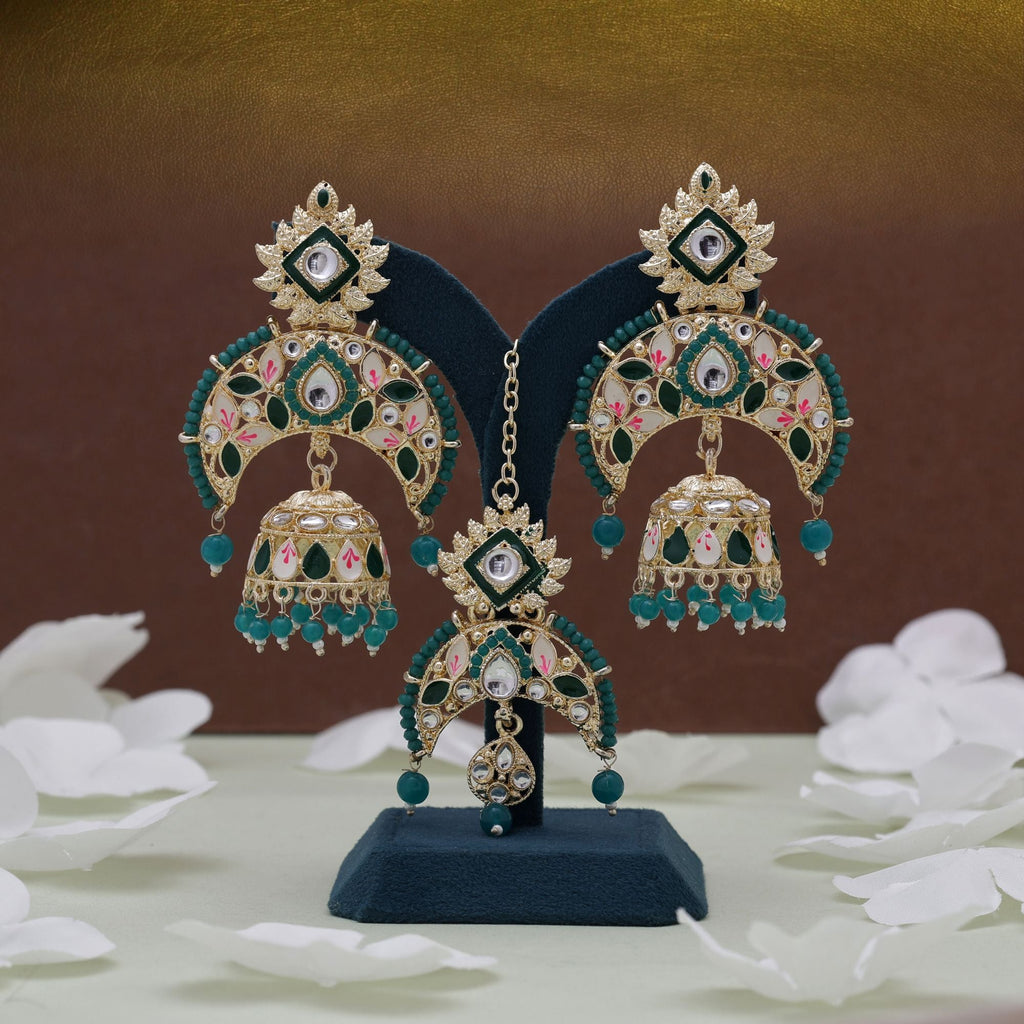 Green Color Meena Work Kundan Earrings Tikka Set